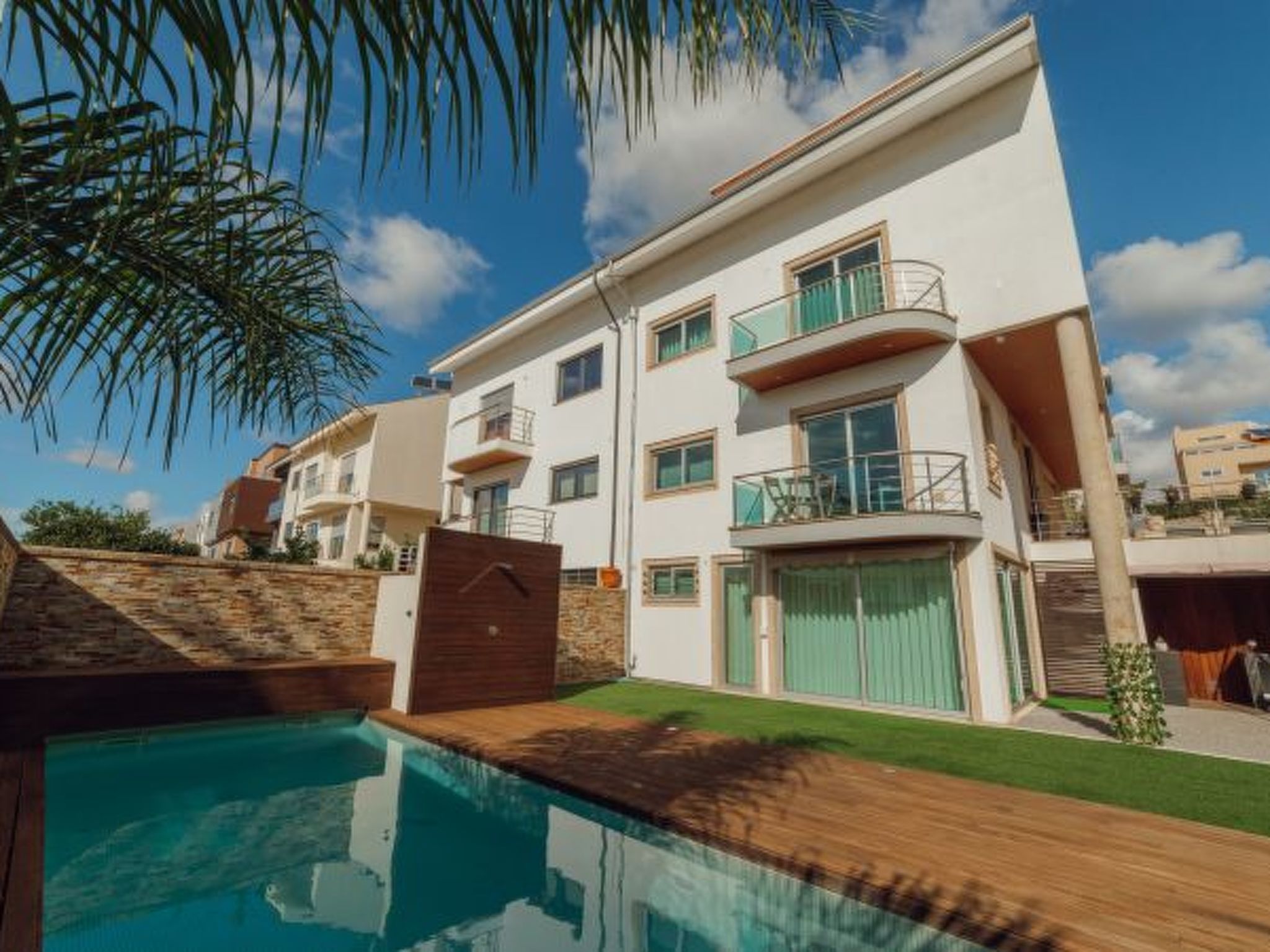 Photo of POOL & CINEMA VILLA by VACATIONY