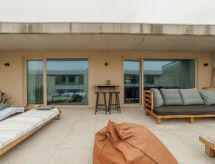 Zonnig appartement met terras in Porto, vlakbij het strand - thumbnail 3