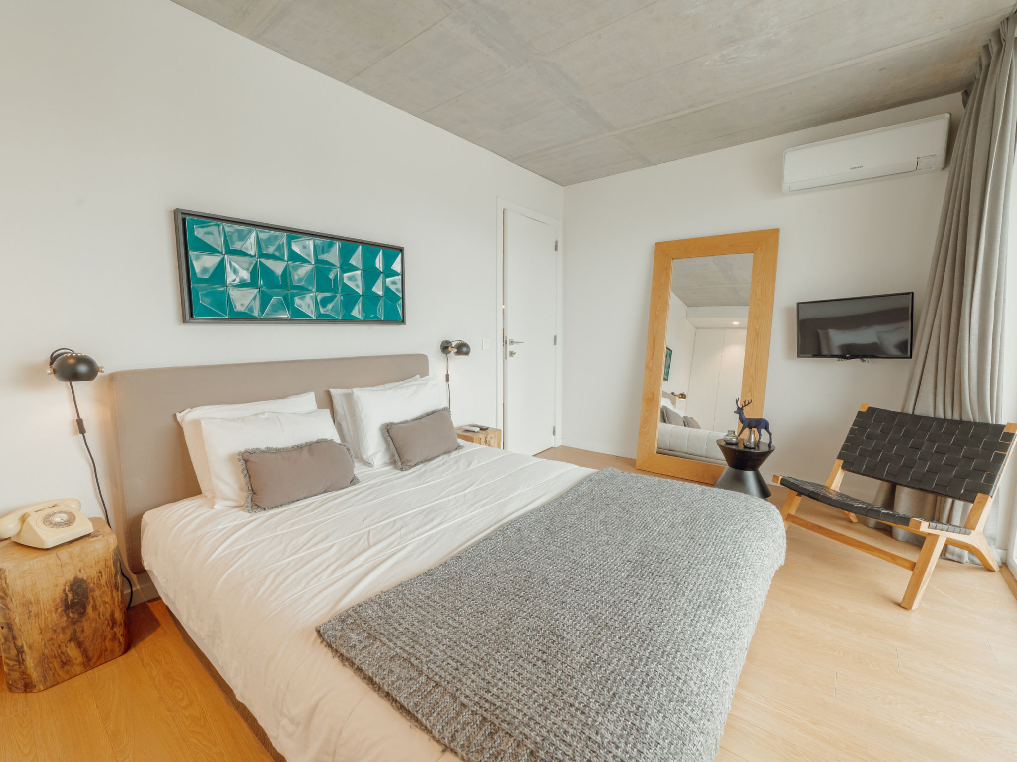 Photo of BEACH & SUN APARTMENT by VACATIONY