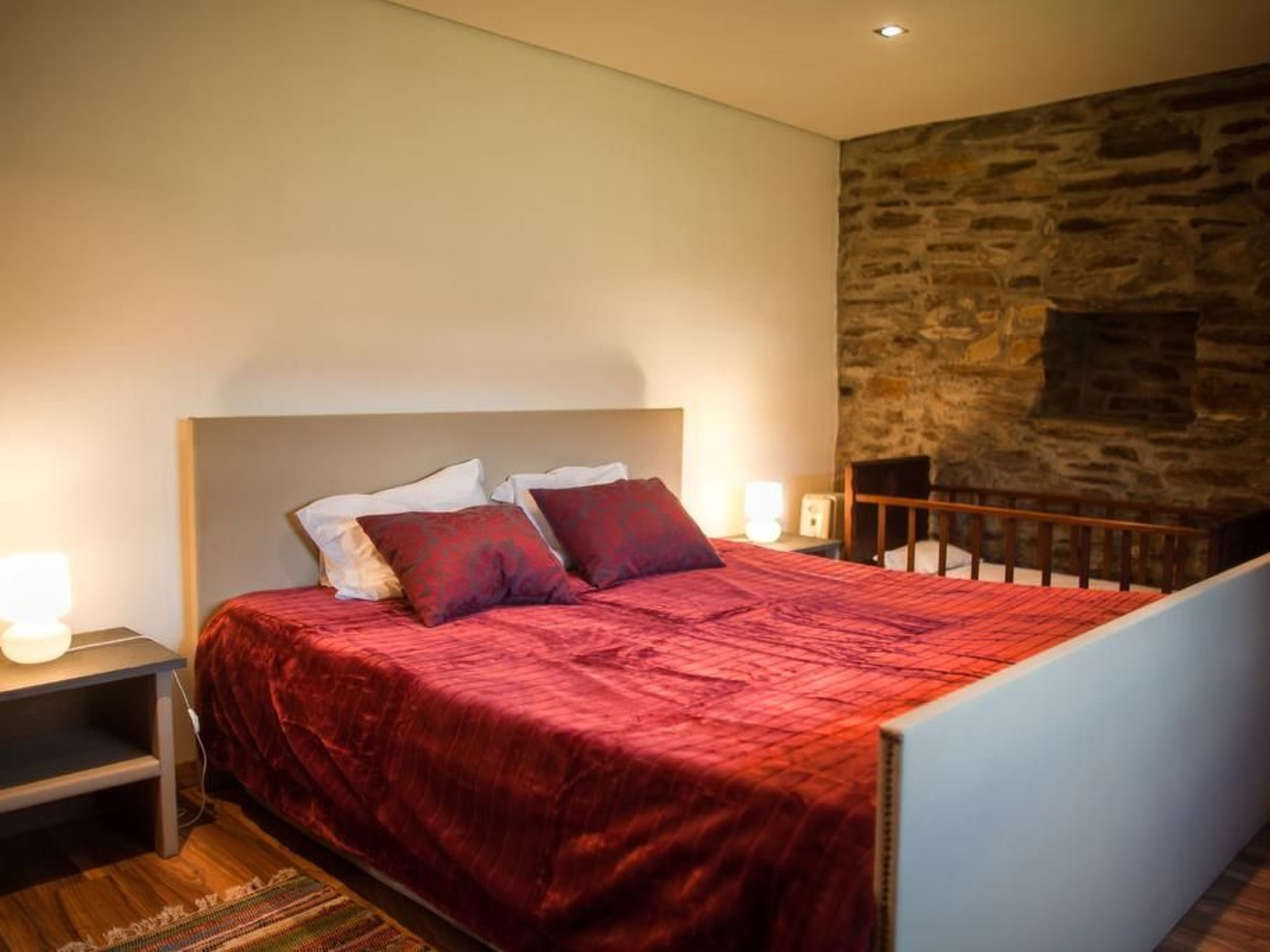 Villa mit Garten, Grill und Terrasse