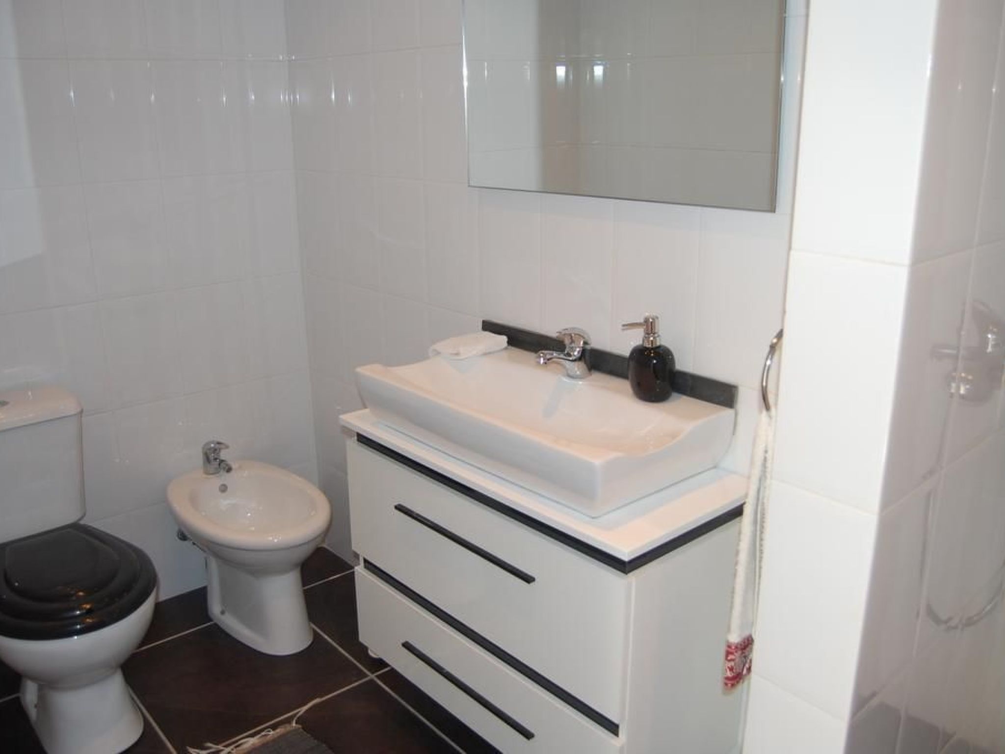 Villa mit Garten, Grill und Terrasse-Dedans