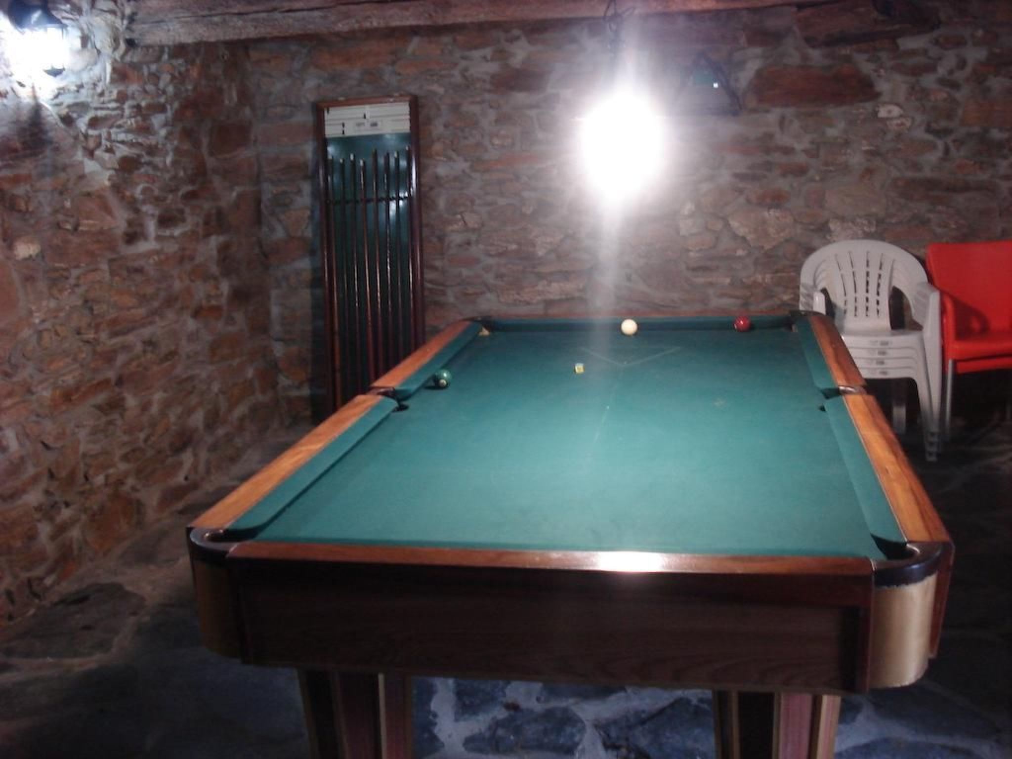 Villa mit Garten, Grill und Terrasse-Dedans