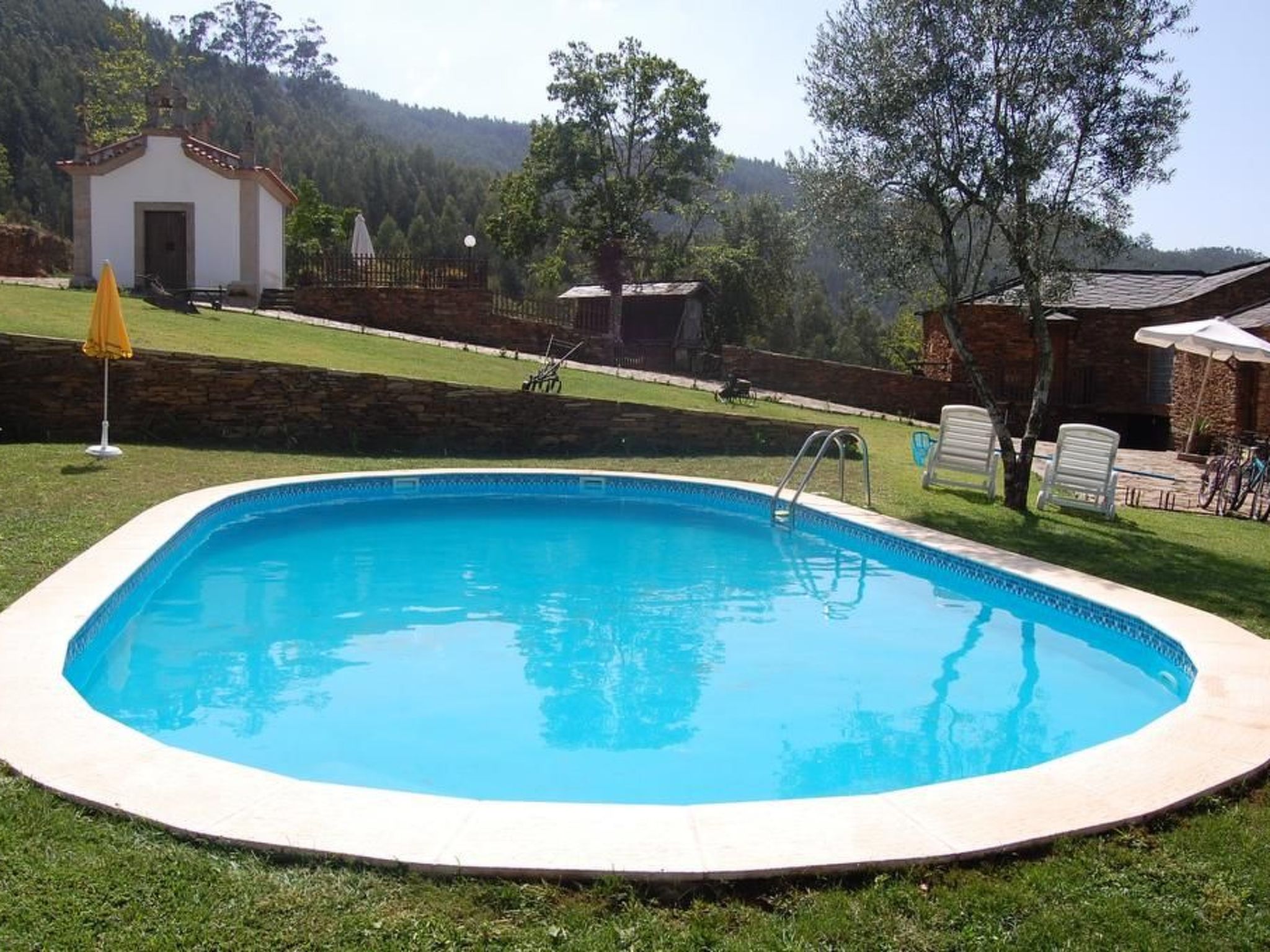 Villa mit Garten, Grill und Terrasse-Dehors