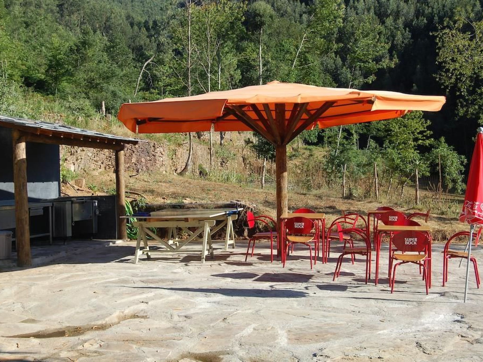 Villa mit Garten, Grill und Terrasse-Image-tags.info