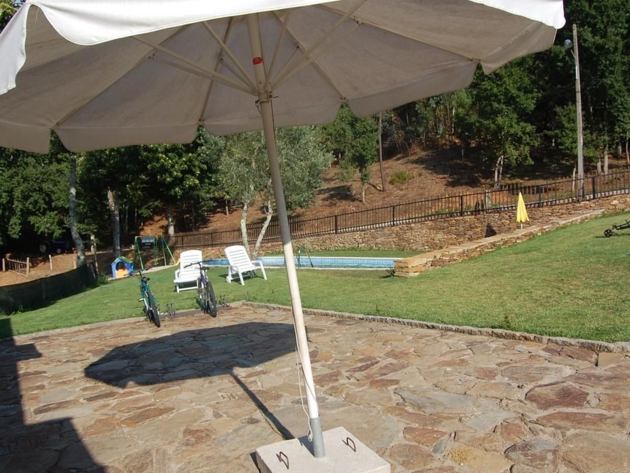 Villa mit Garten, Grill und Terrasse-Dehors