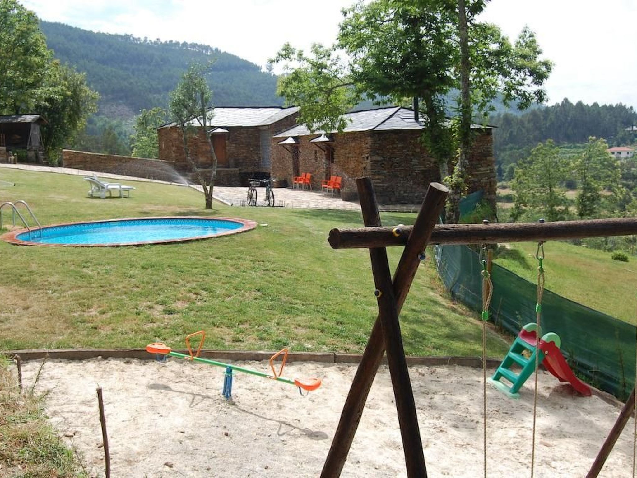 Villa mit Garten, Grill und Terrasse-Image-tags.info