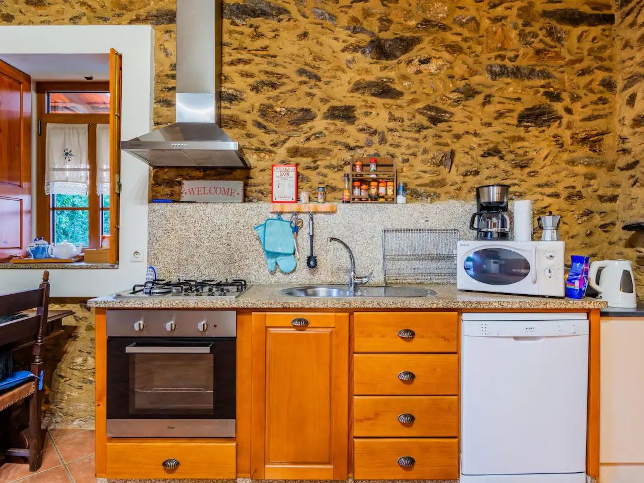 Mit Garten, Grill und Terrasse-Dedans