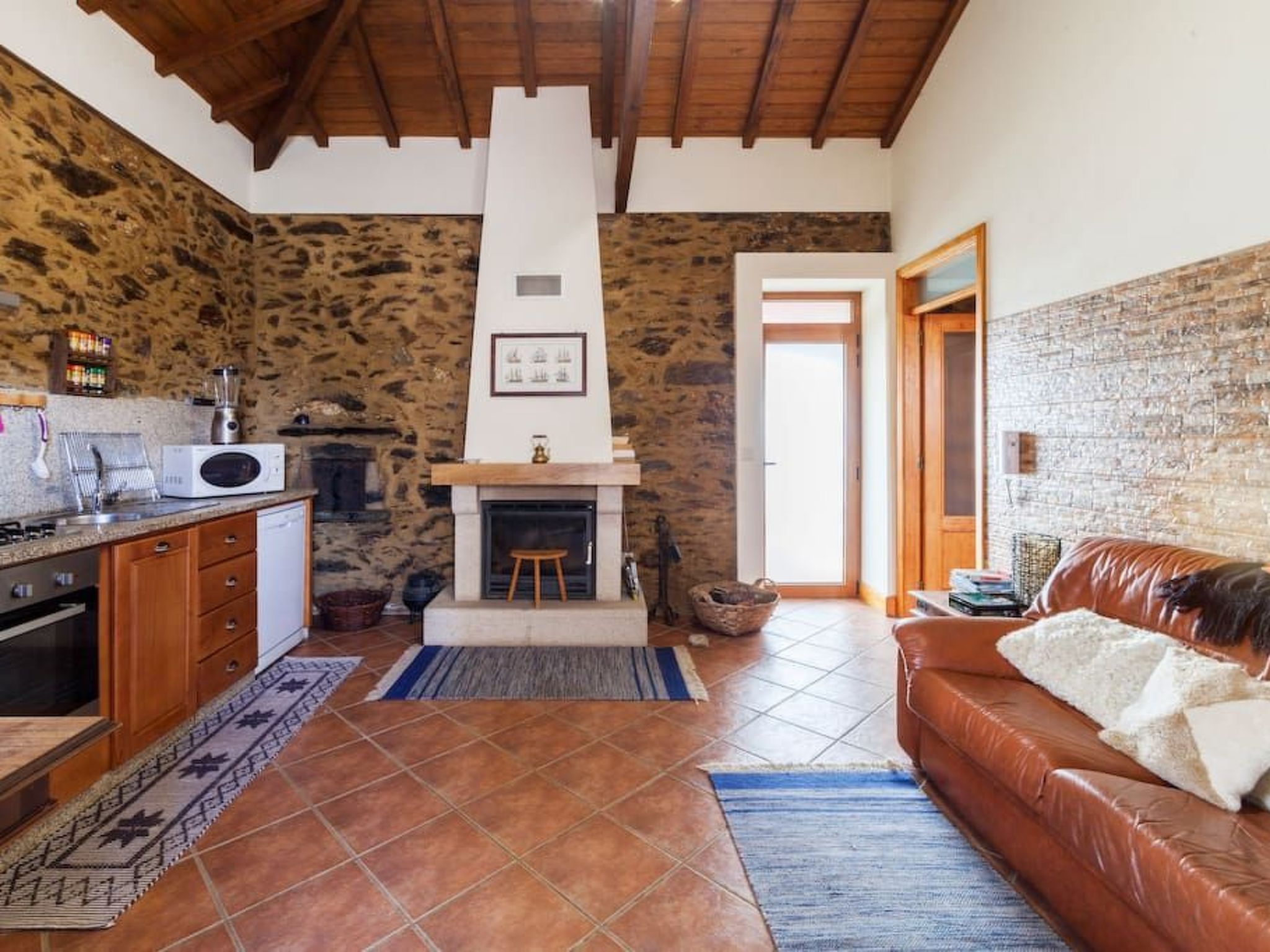 Mit Garten, Grill und Terrasse-Dedans