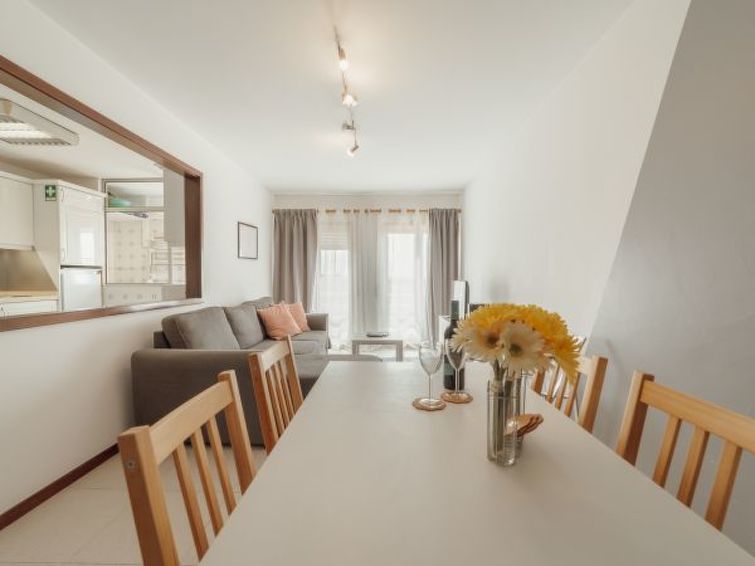 Espinho Modern 3 Bedroom Apartment By Vacationy - Espinho