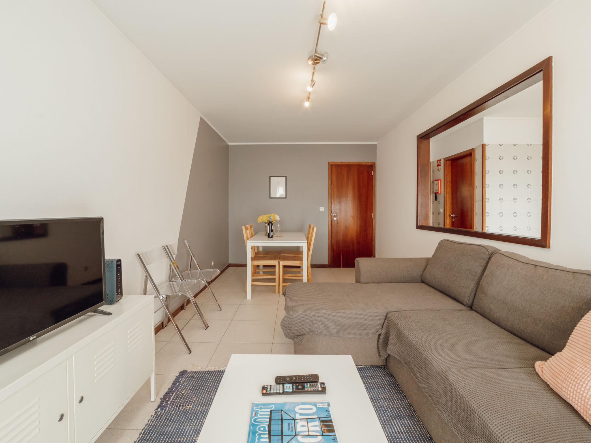 Appartement – Séjour, photo 9 sur 32