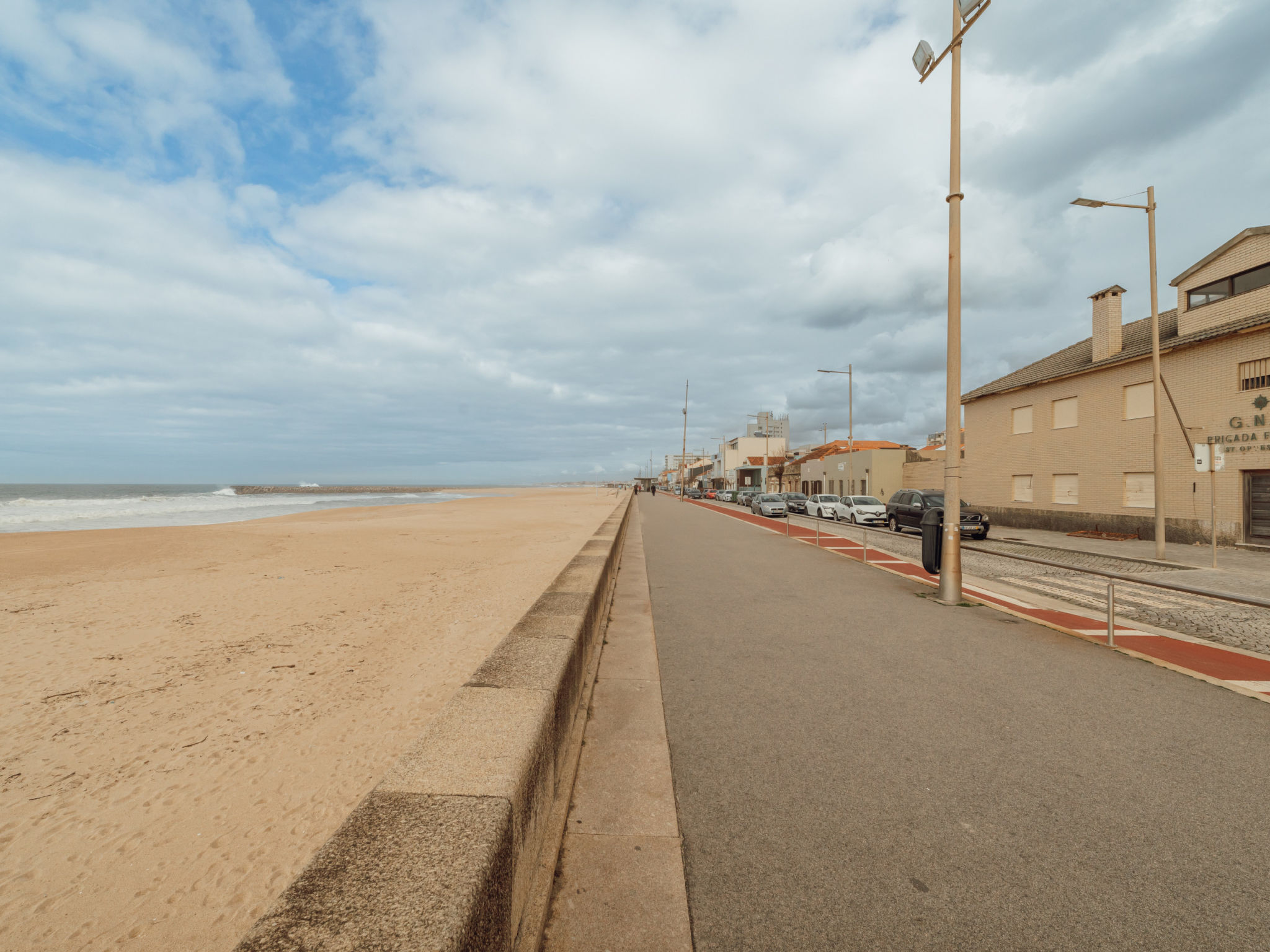 ESPINHO SEAWALK AND SEAVIEW by VACATIONY - Buiten