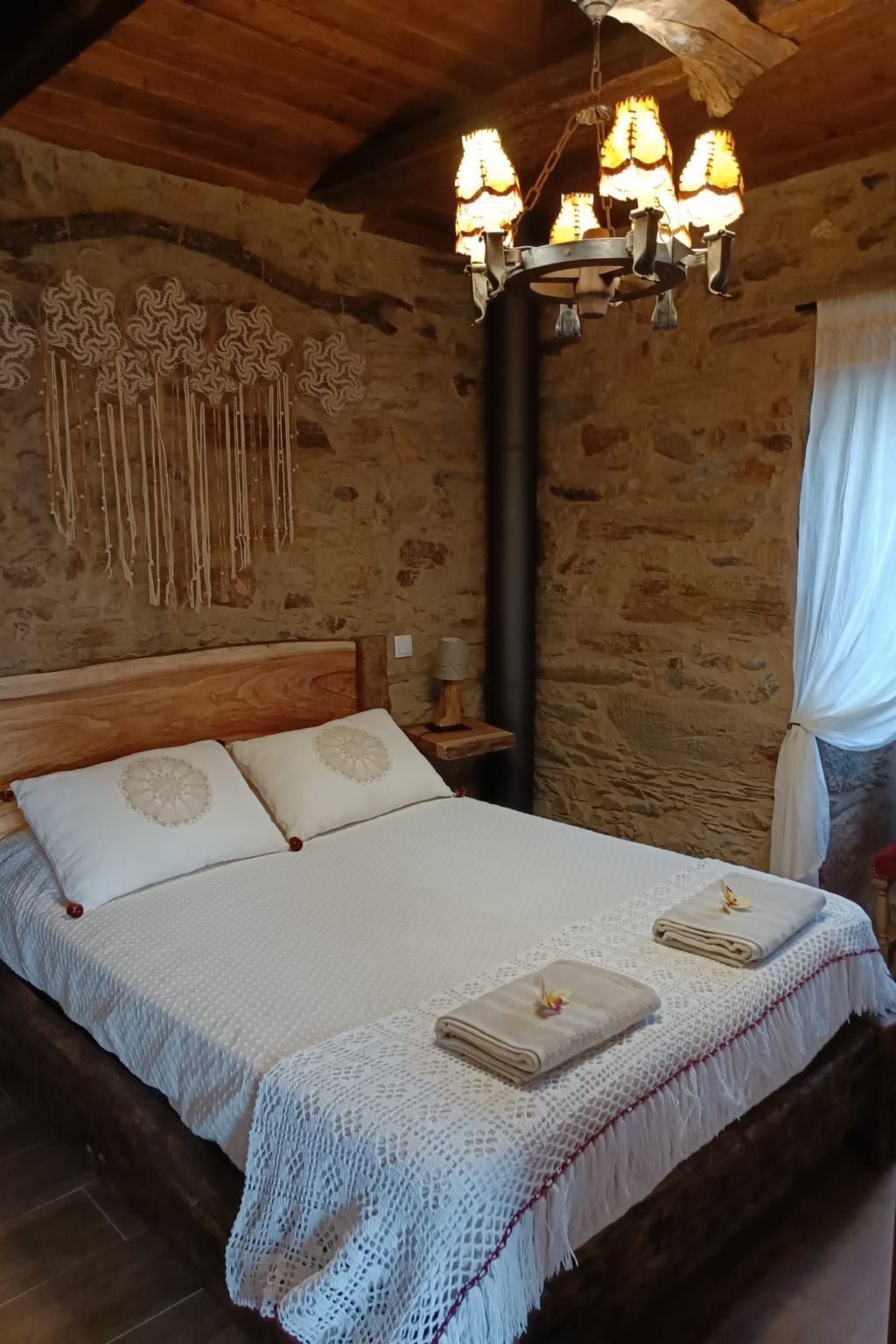 Eine Zuflucht in den Bergen-Dedans