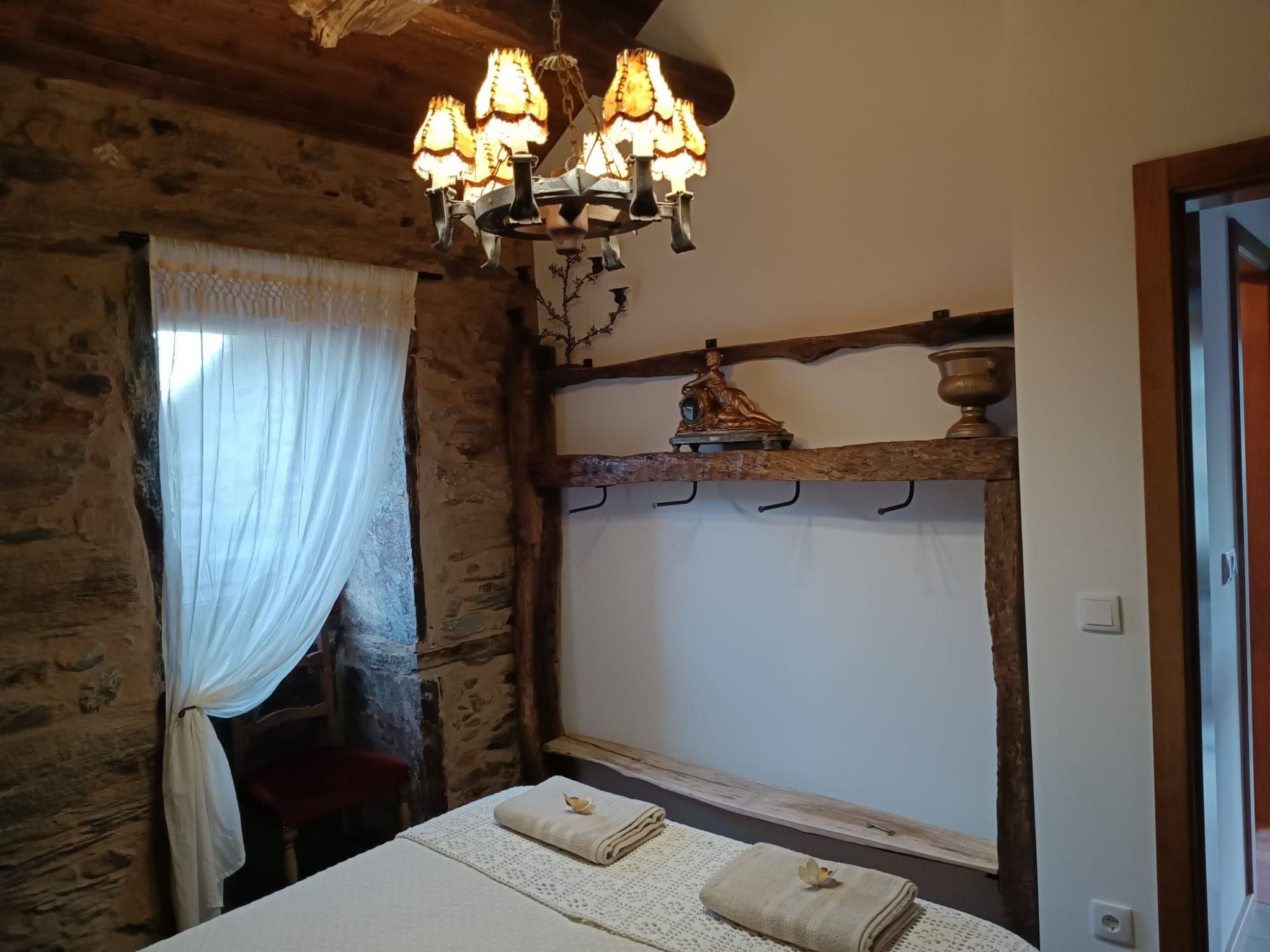 Eine Zuflucht in den Bergen-Dedans