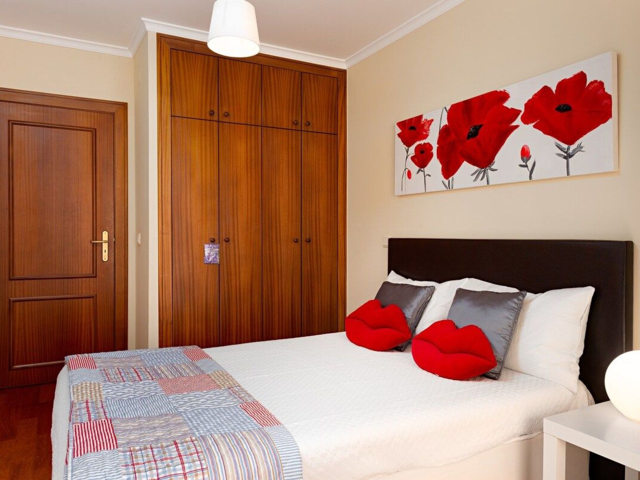 Meerblick First Line mit 2 Pools 3-Inside