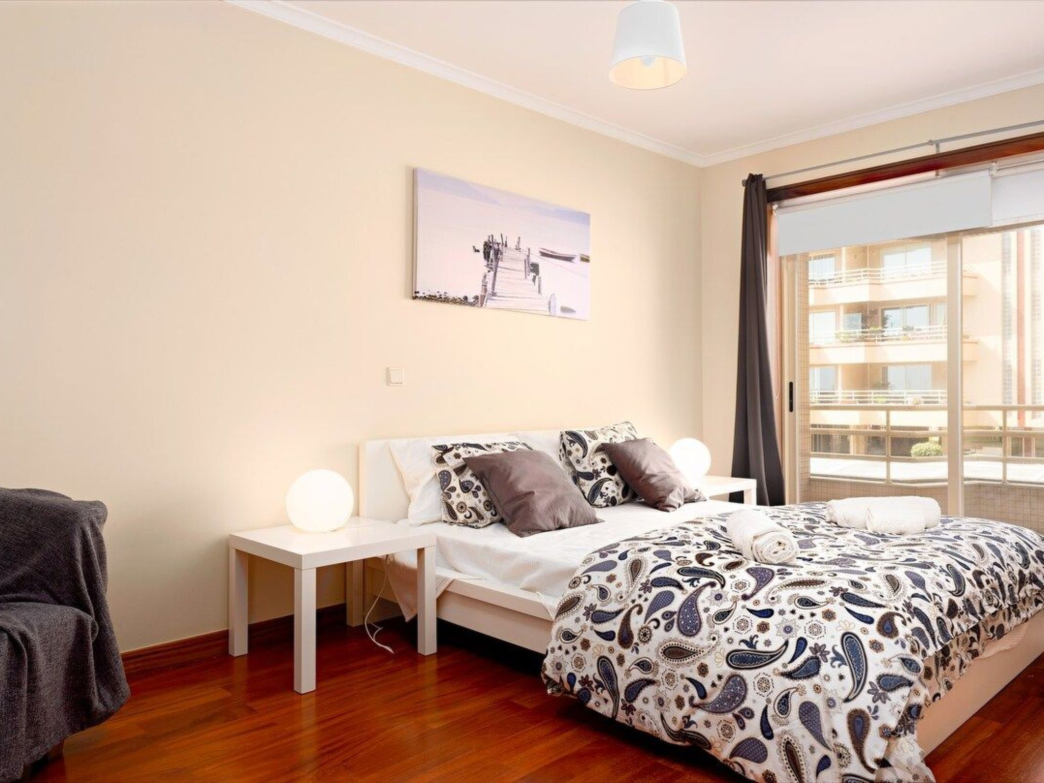 Meerblick First Line mit 2 Pools 3-Inside