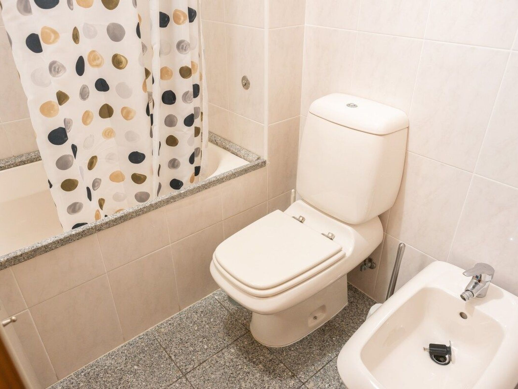 Meerblick First Line mit 2 Pools 3-Inside