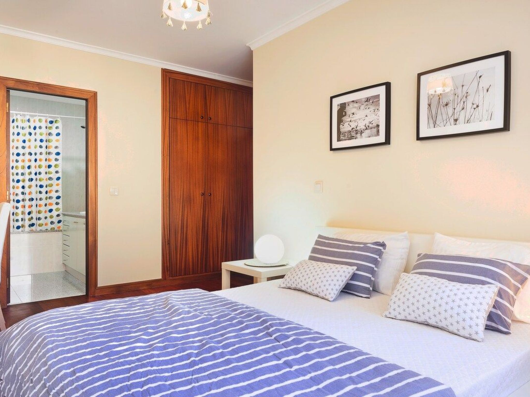 Meerblick Erste Linie mit 2 Pools 4-Drinnen