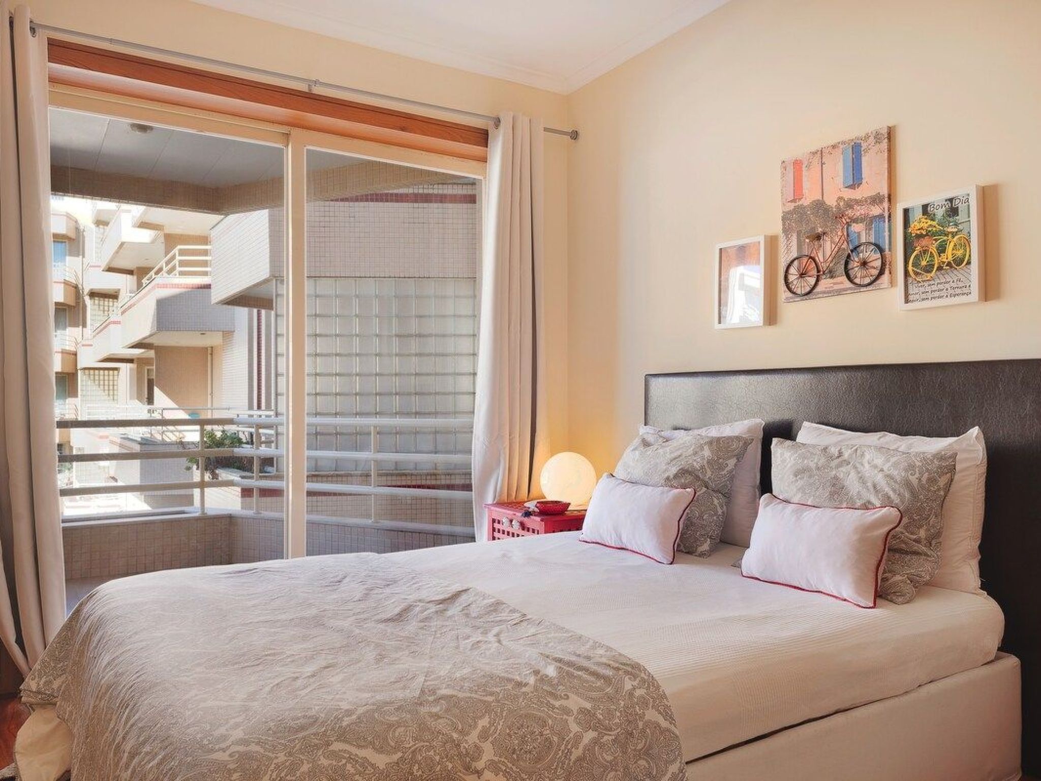 Meerblick Erste Linie mit 2 Pools 4-Drinnen