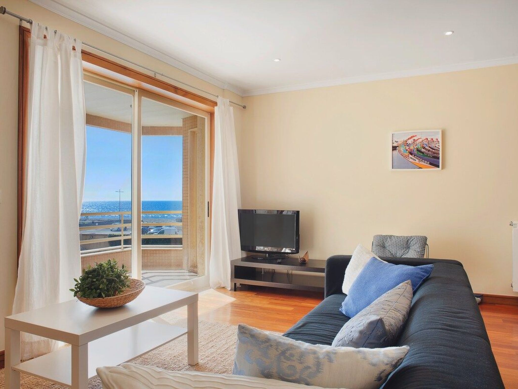 Meerblick Erste Linie mit 2 Pools 4-Drinnen