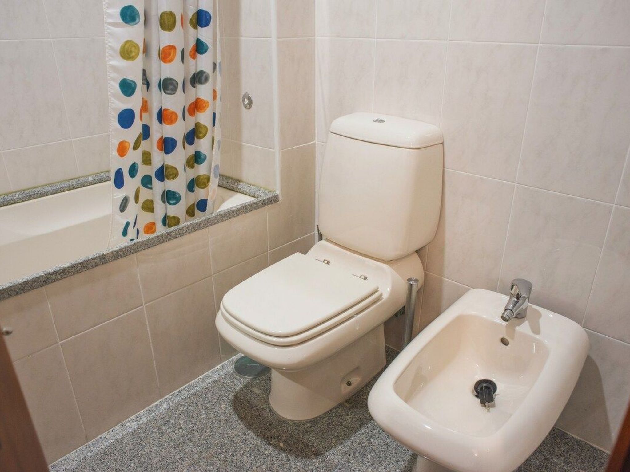 Meerblick Erste Linie mit 2 Pools 4-Drinnen