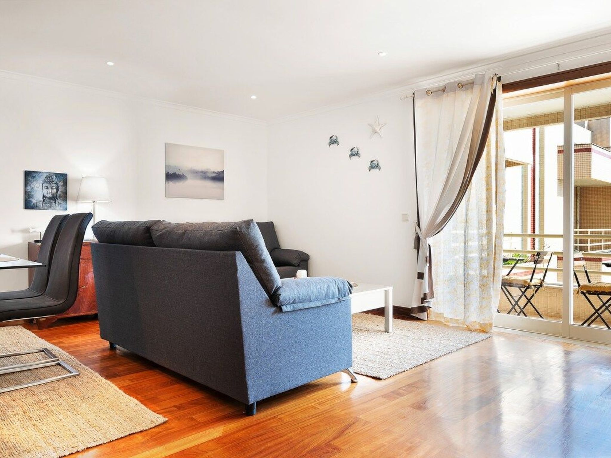 Meerblick First Line mit 2 Pools 5-Drinnen