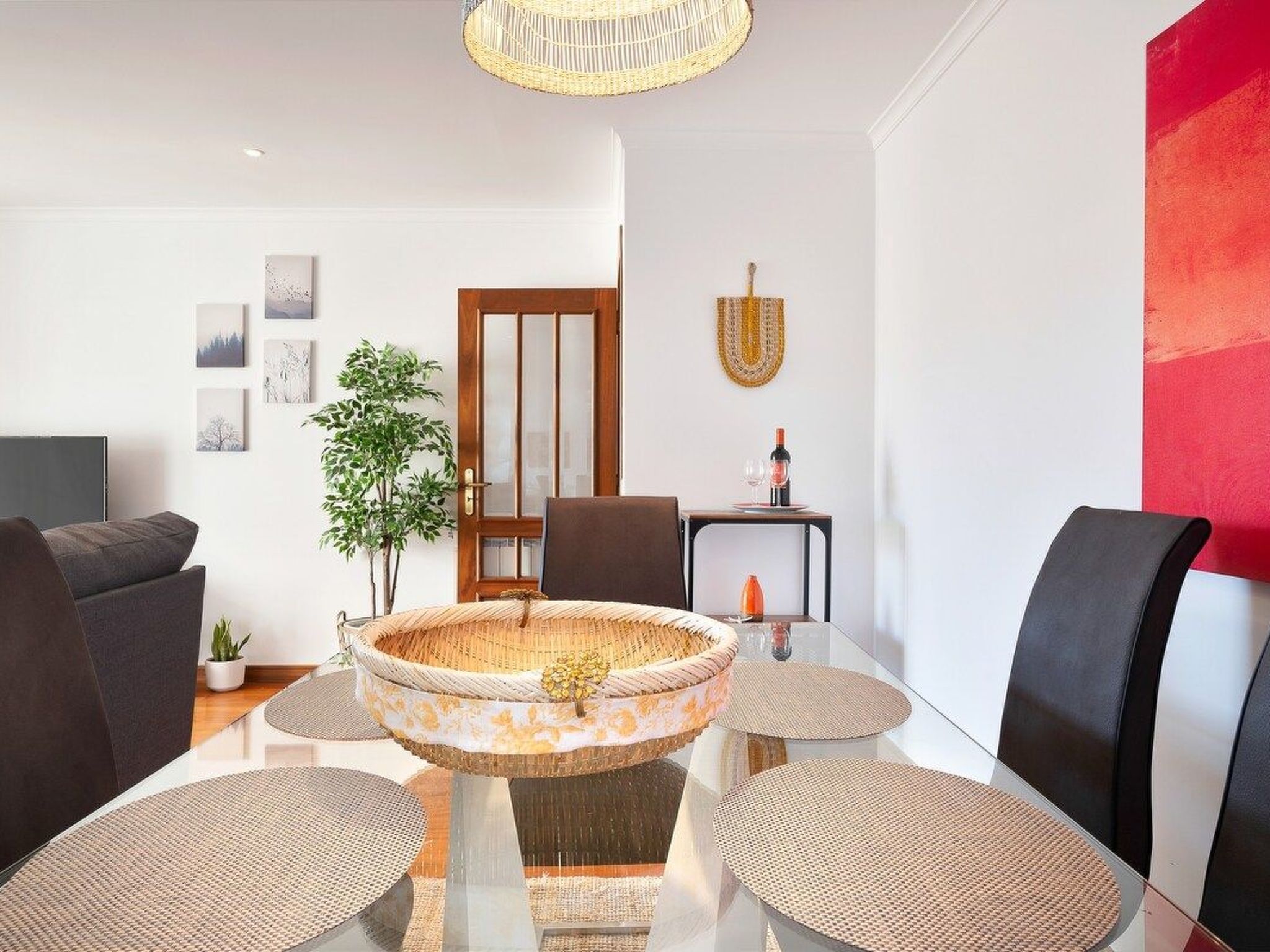 Meerblick First Line mit 2 Pools 5-Drinnen