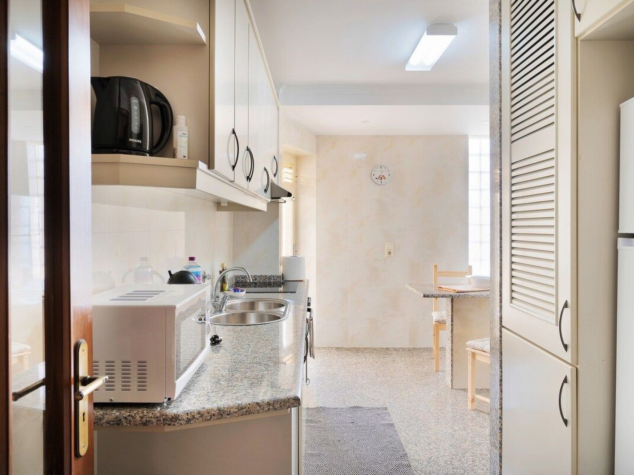 Meerblick First Line mit 2 Pools 5-Drinnen