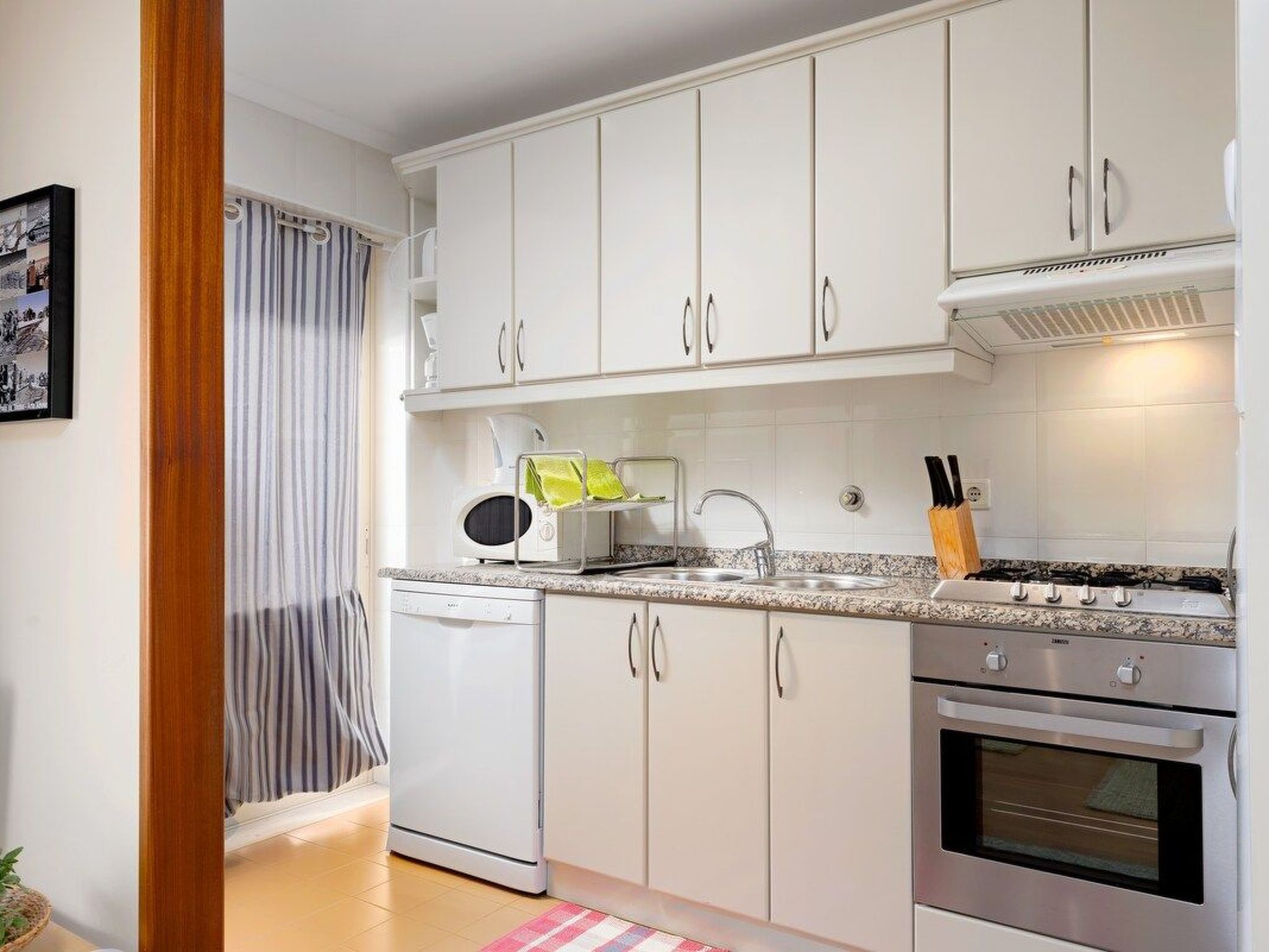 Meerblick Erste Linie mit 2 Pools 2-Inside