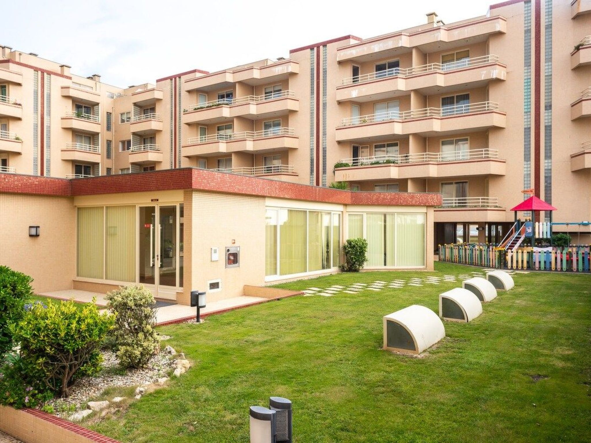 Meerblick Erste Linie mit 2 Pools 2-Inside