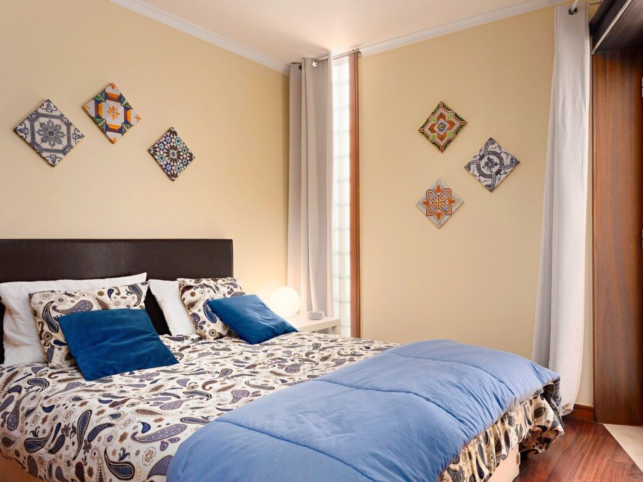 Meerblick First Line mit 2 Pools 1-Drinnen