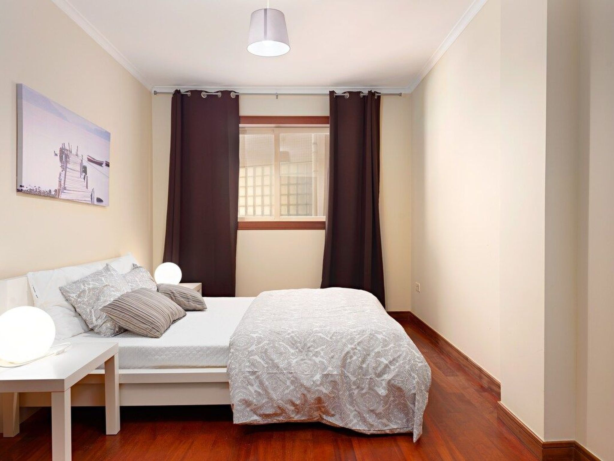 Meerblick First Line mit 2 Pools 1-Image-tags.info