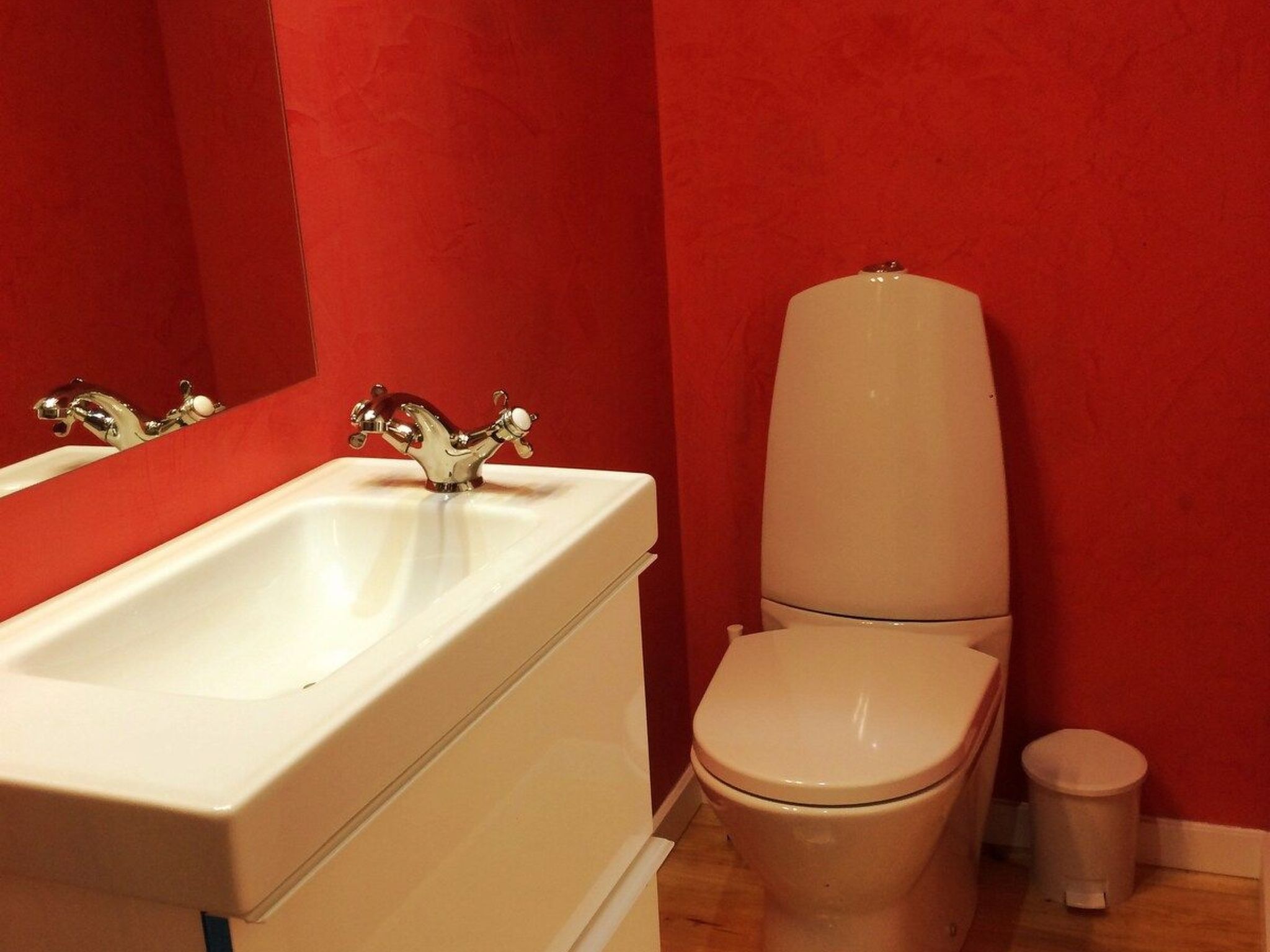 Gelbes Haus im historischen Zentrum-Image-tags.info