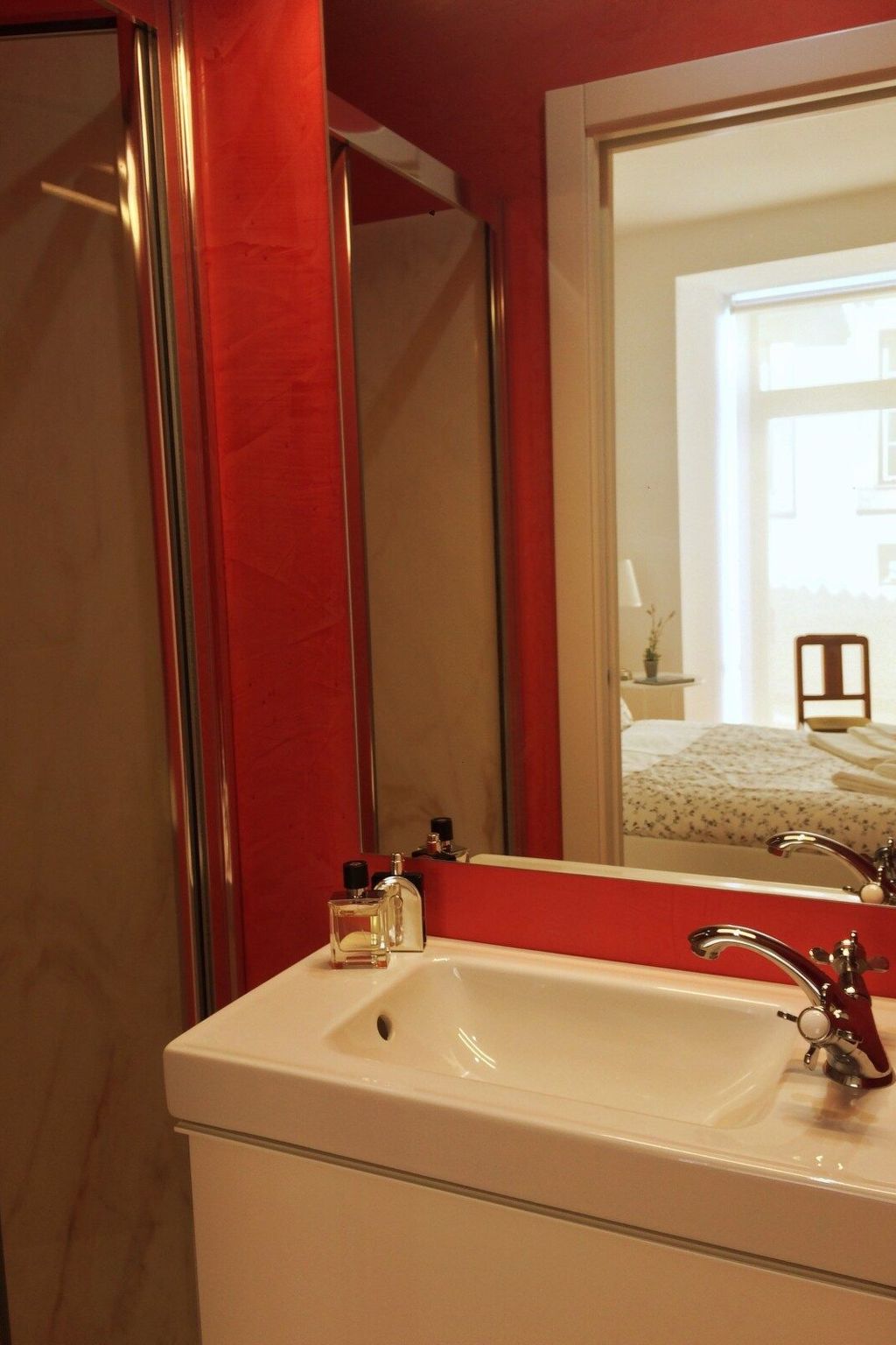 Gelbes Haus im historischen Zentrum-Image-tags.info