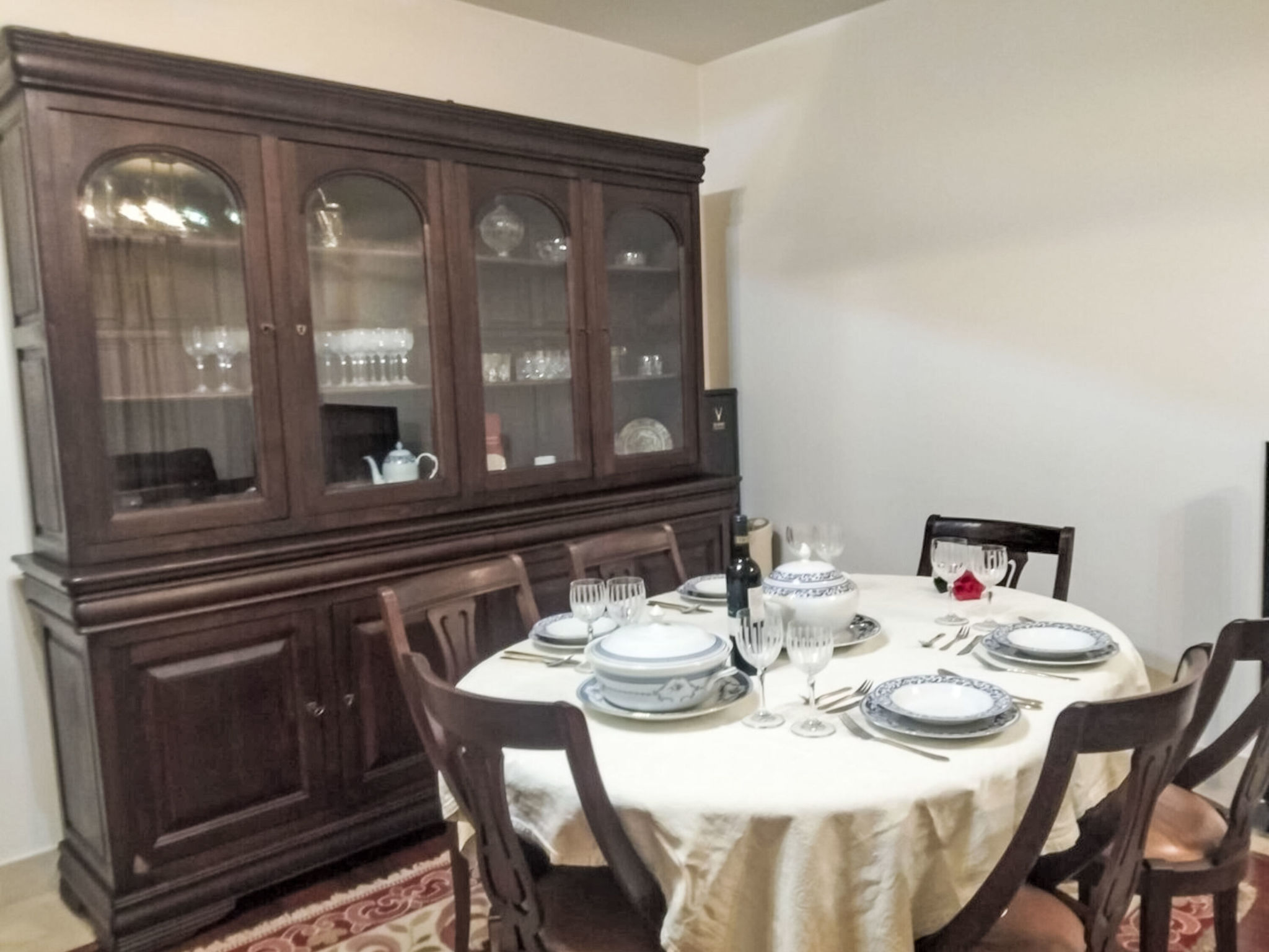 Apartment near Forum Mall - Binnen