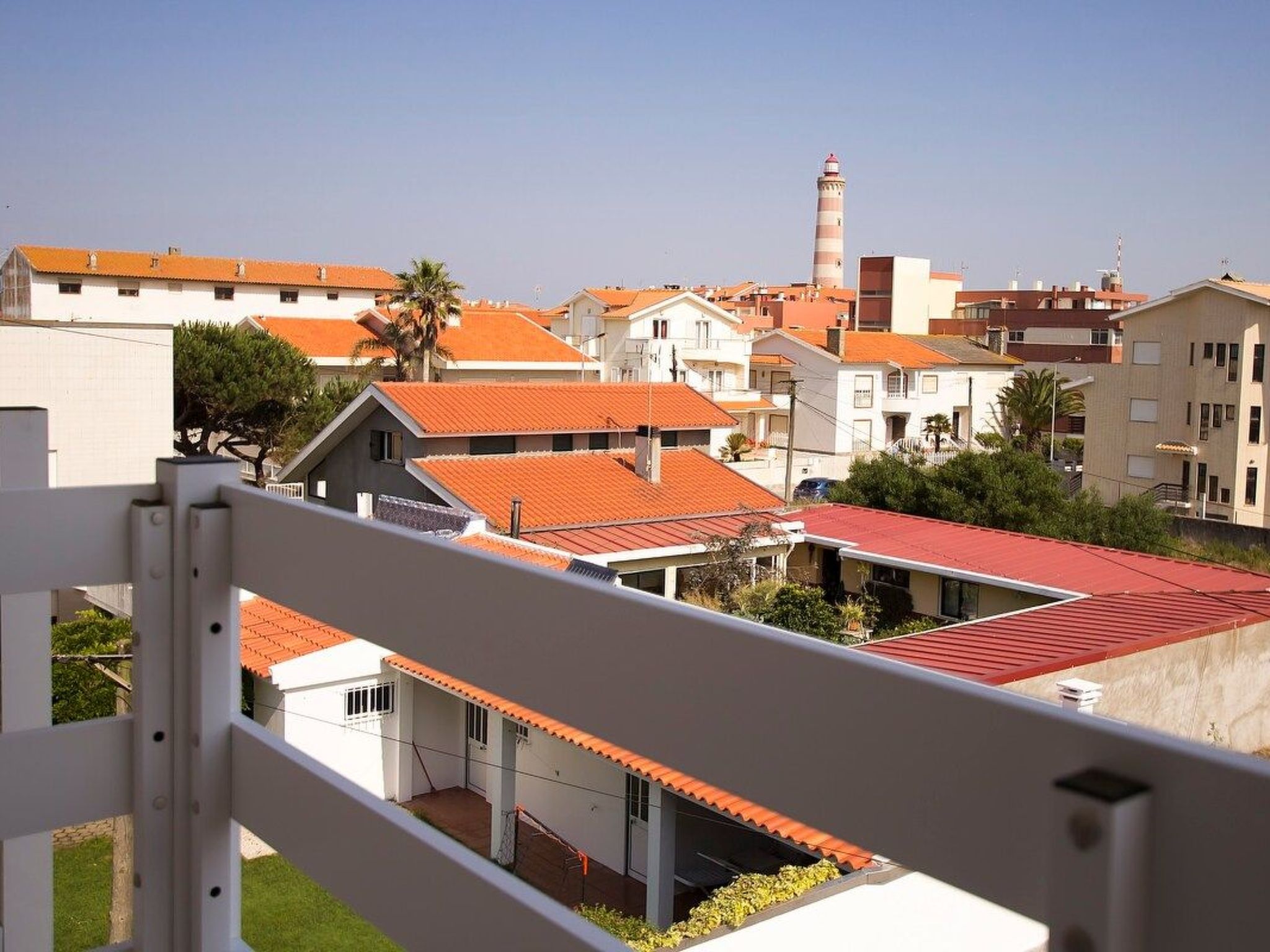 Erholung am Meer mit kostenlosem Privatparkplatz — Terrace (2 of 9)