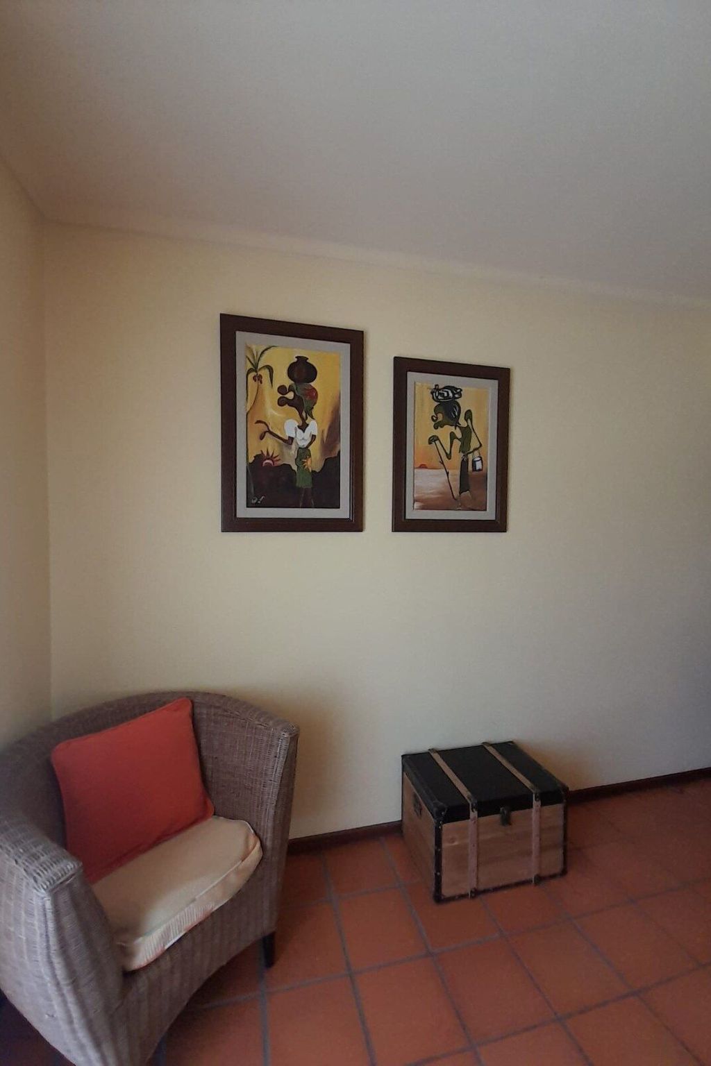 Zärtliche Momente in dieser gemütlichen Wohnung