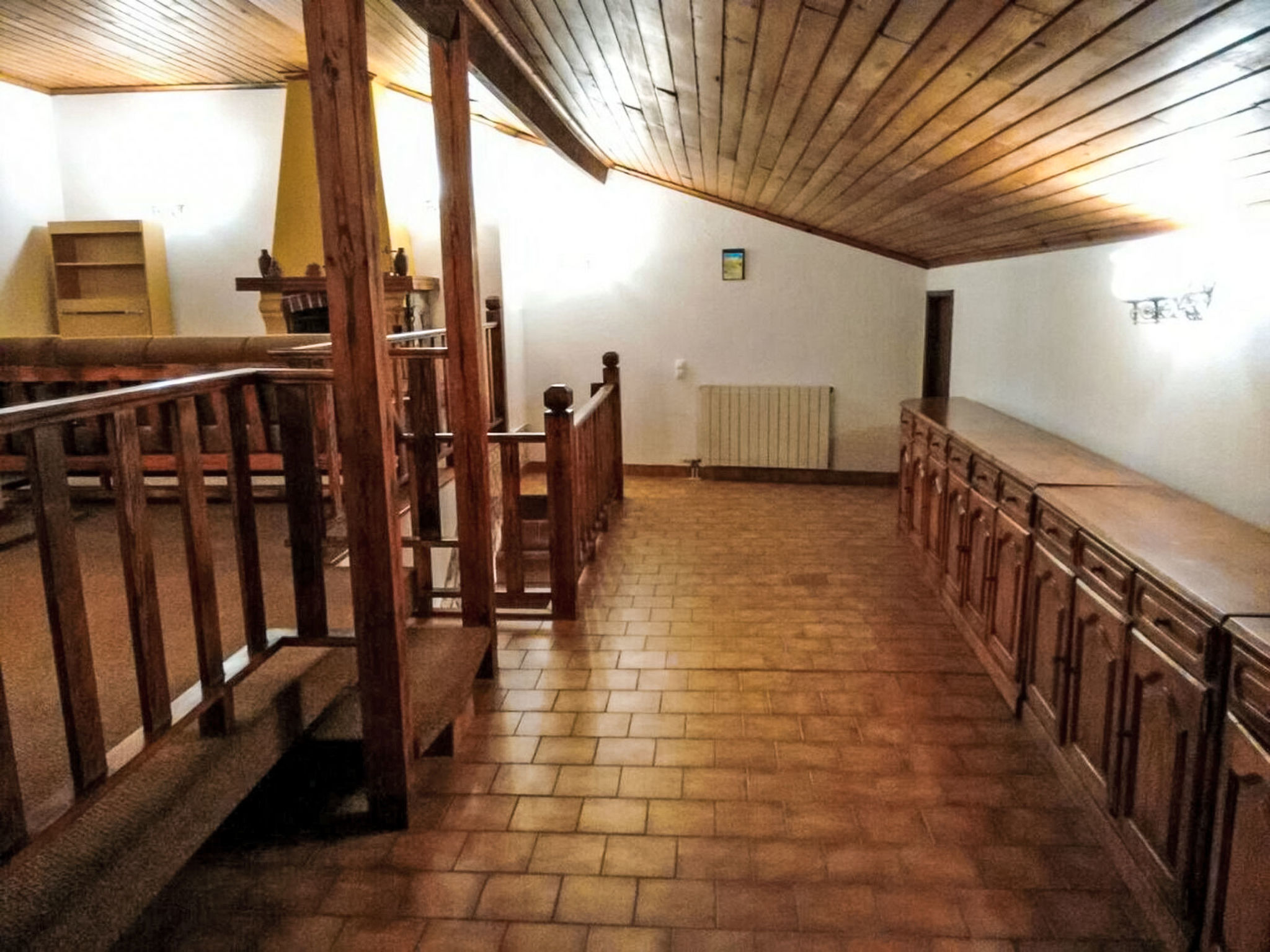 Cozy and Comfortable Place - Binnen