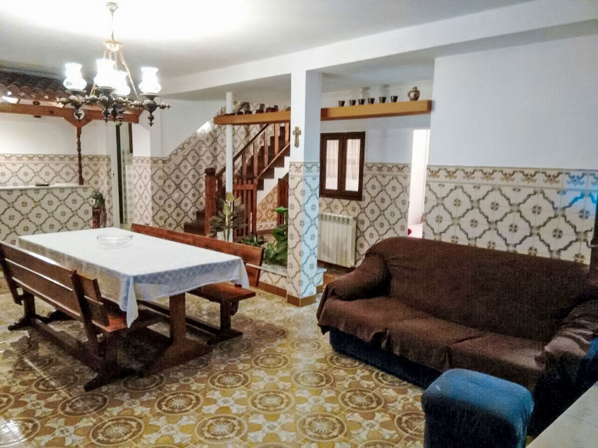 Cozy and Comfortable Place - Binnen