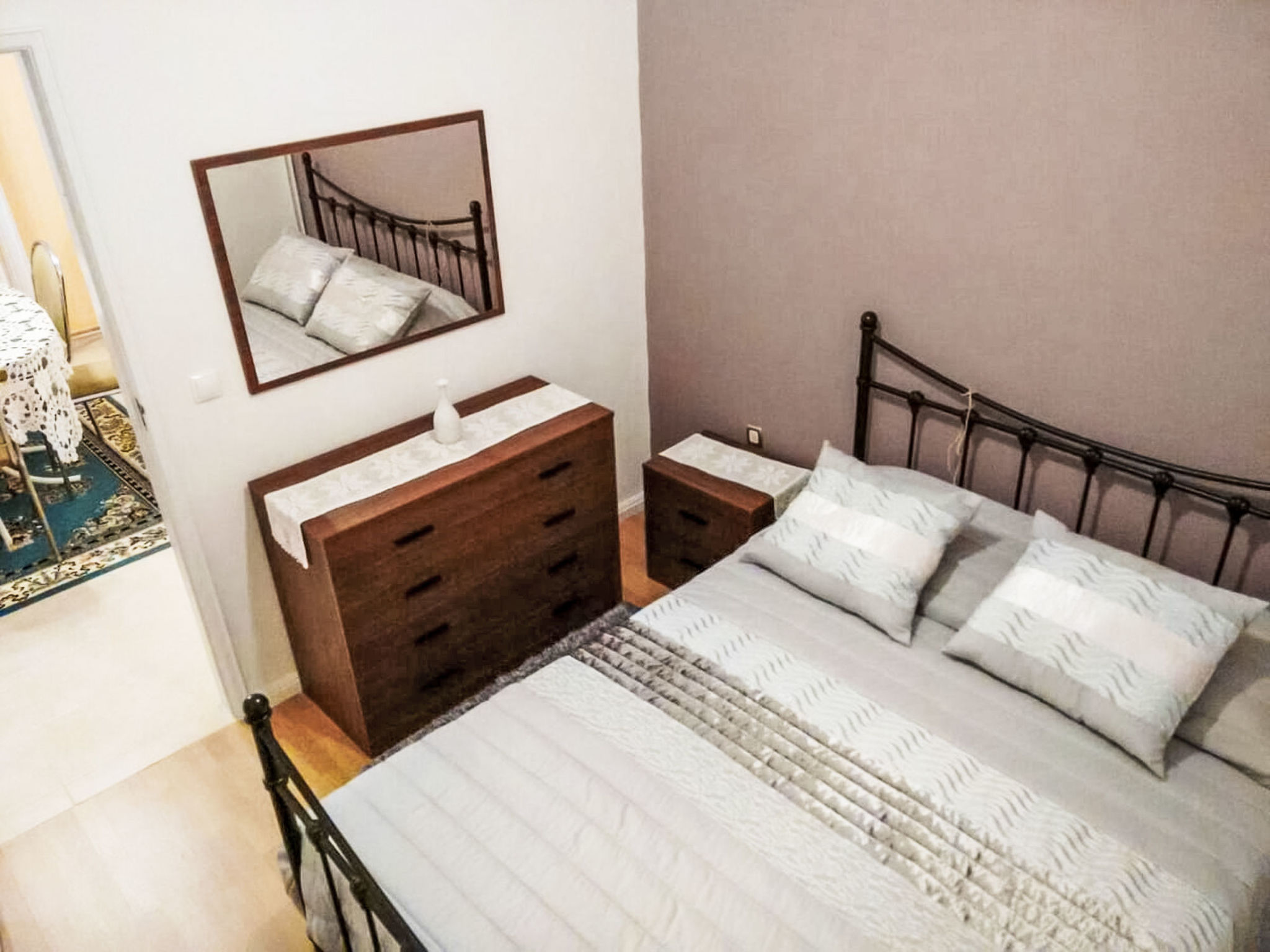 Cozy and Comfortable Place - Binnen
