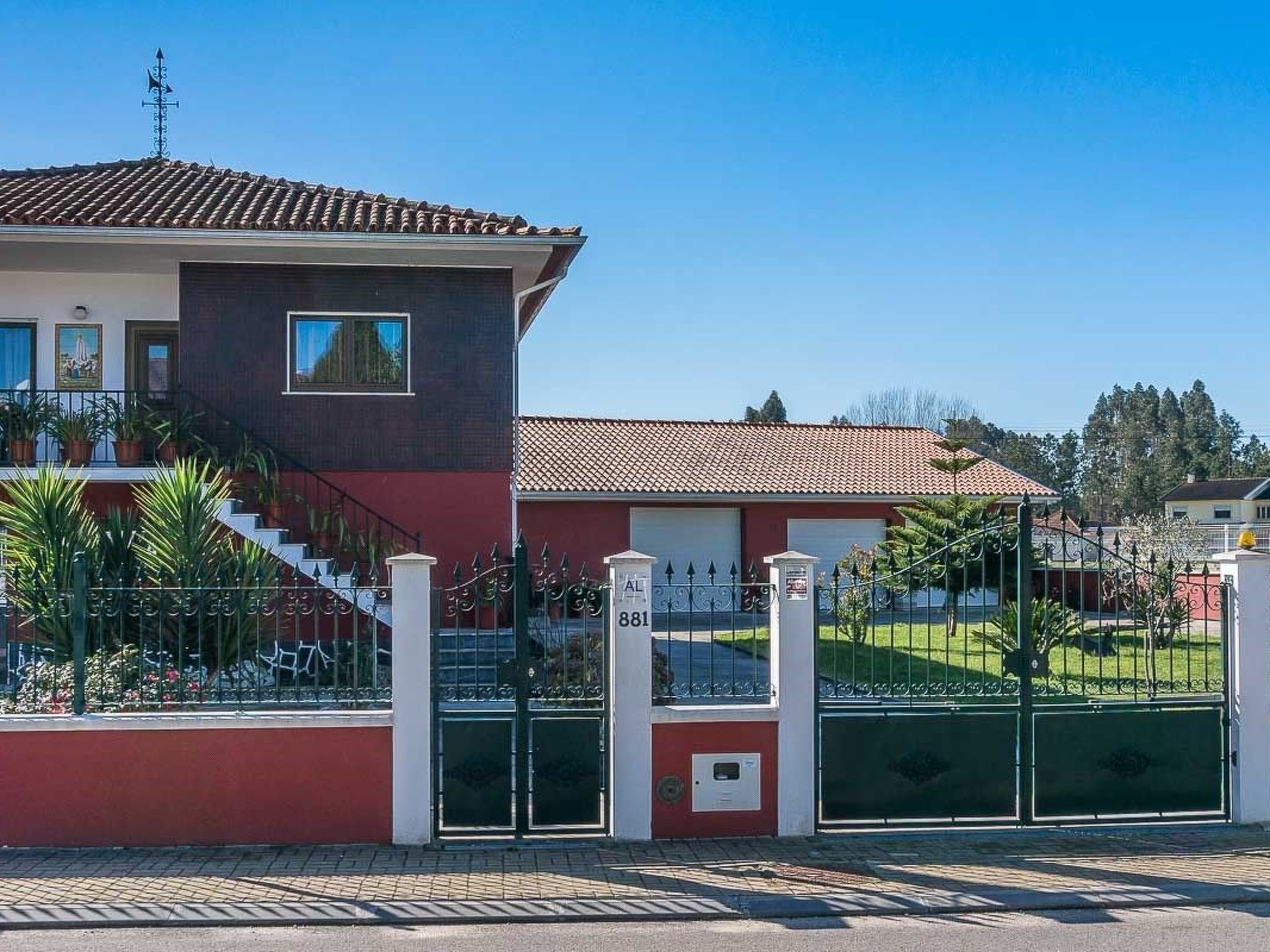 Wunderschöne Villa mit privatem Swimmingpool-Draußen