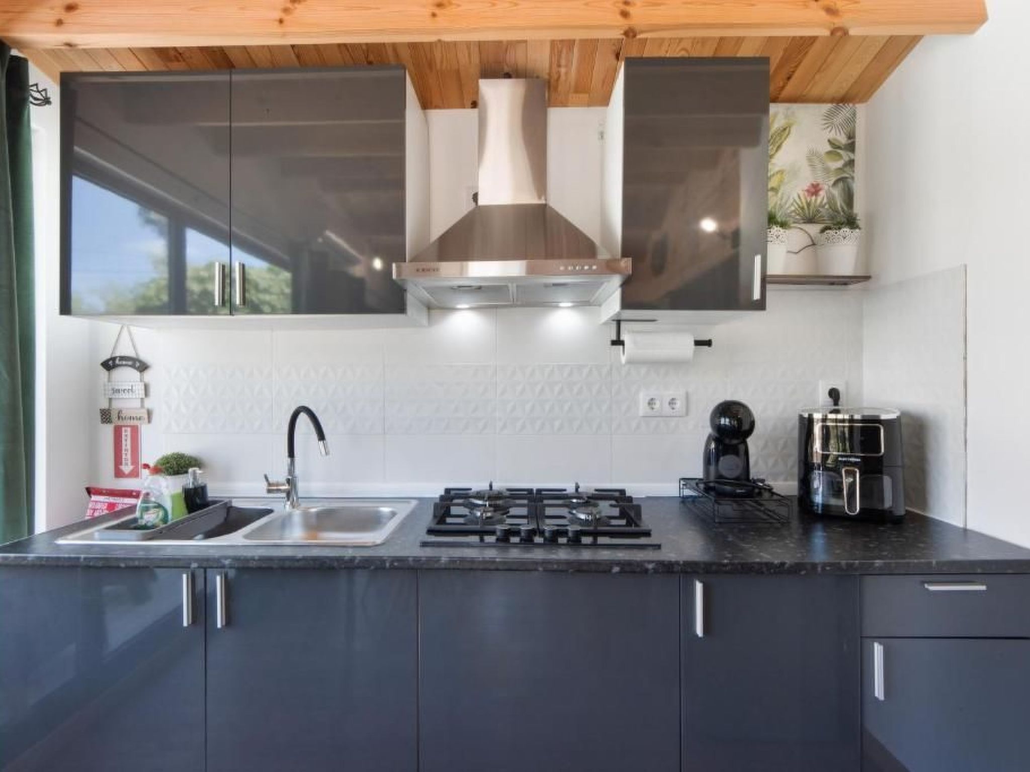 Kleines Paradies bei Portugiesisch Venedig 2-Drinnen