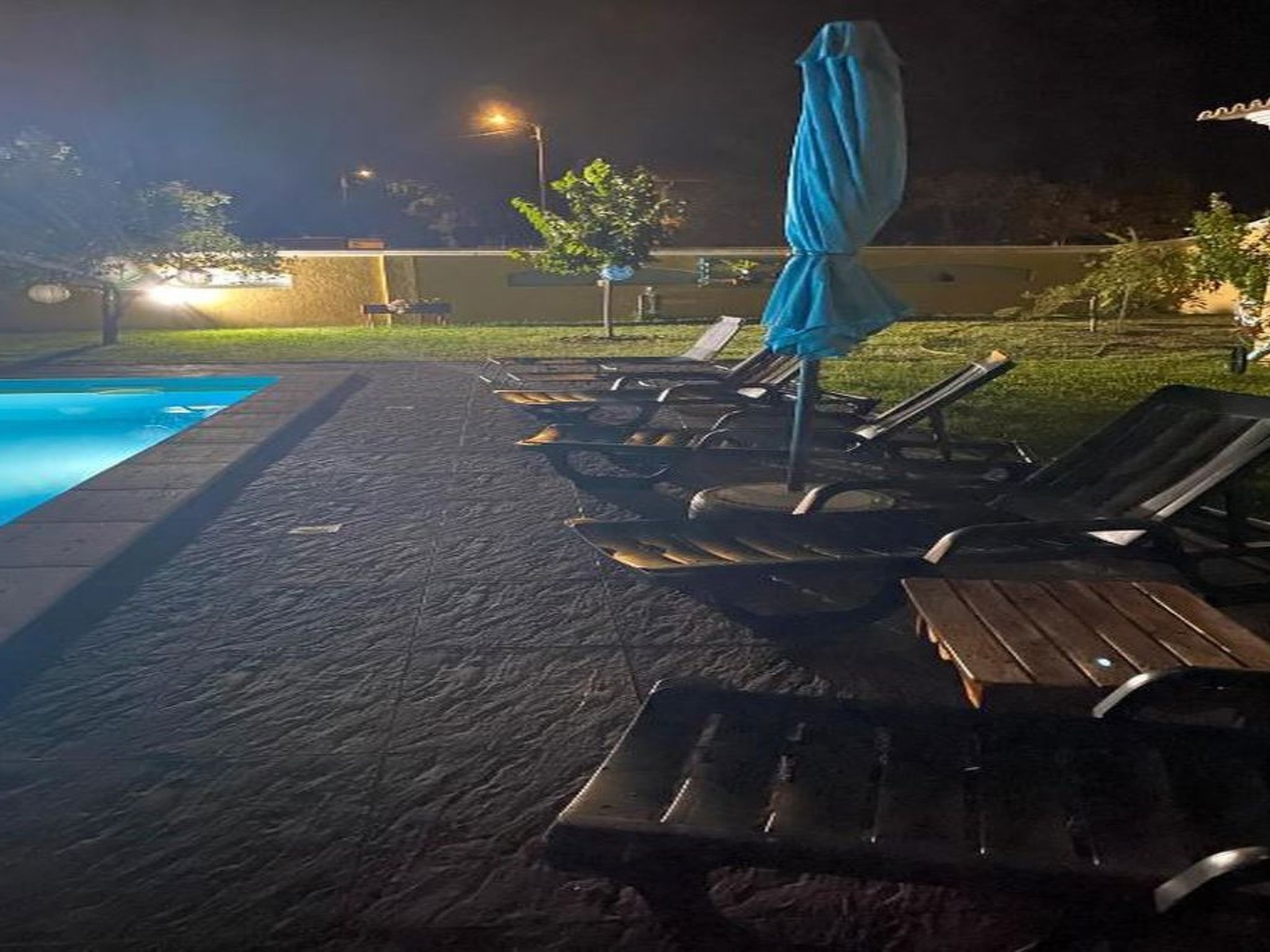 Kleines Paradies bei Portugiesisch Venedig 2 — Pool Outdoor (2 of 26)