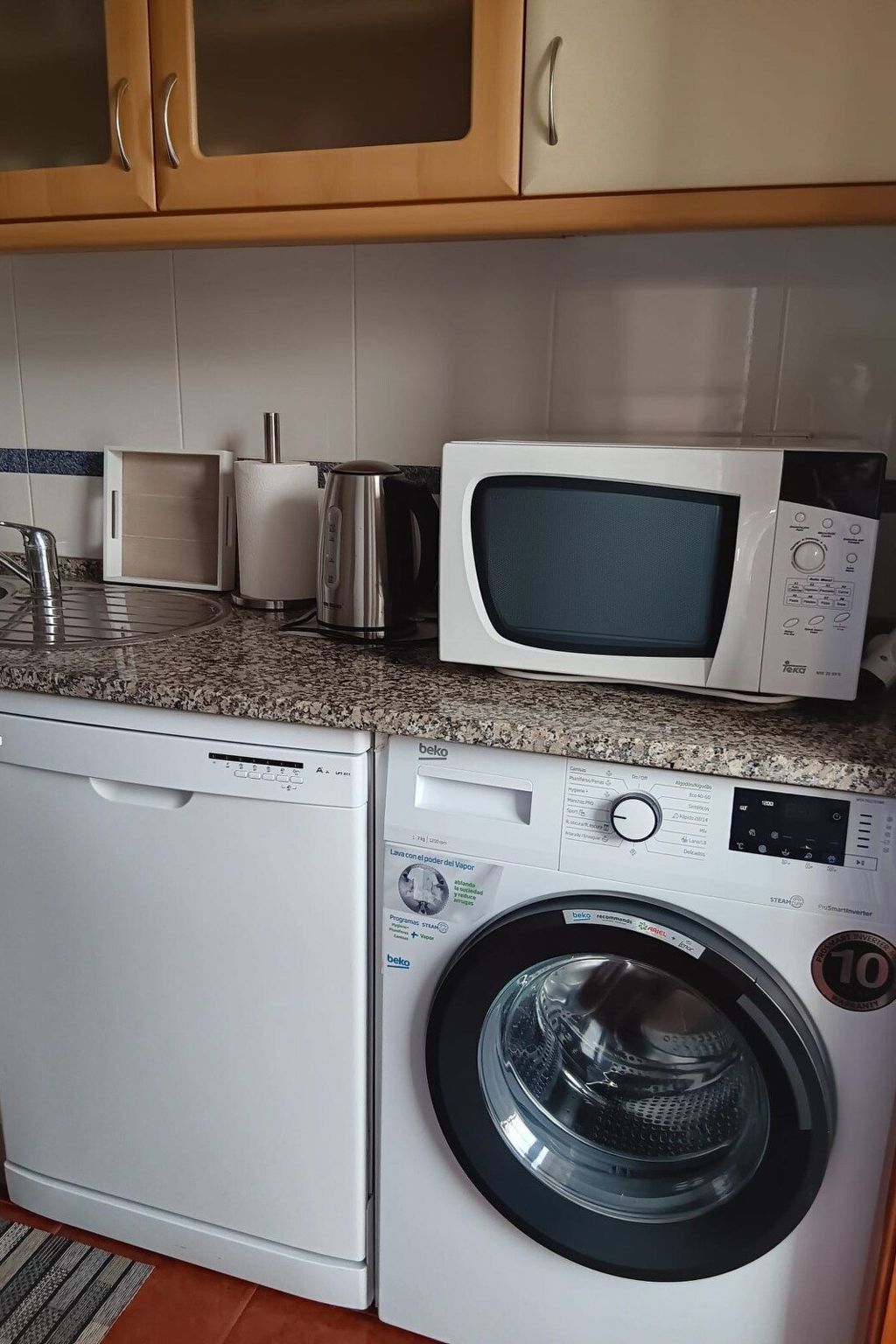 Petit Coin à la Plage-Binnen