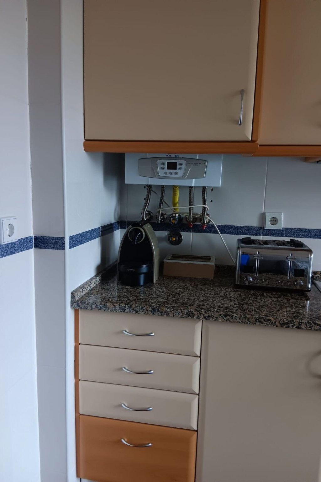 Petit Coin à la Plage-Binnen