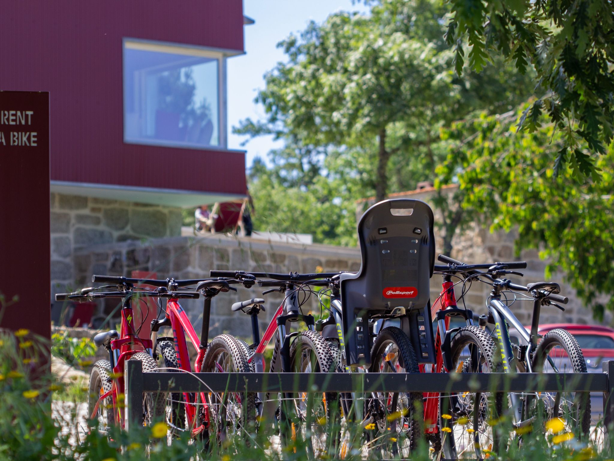 Haus in Vila Soeiro Do Chão mit privatem Parkplatz - Outside