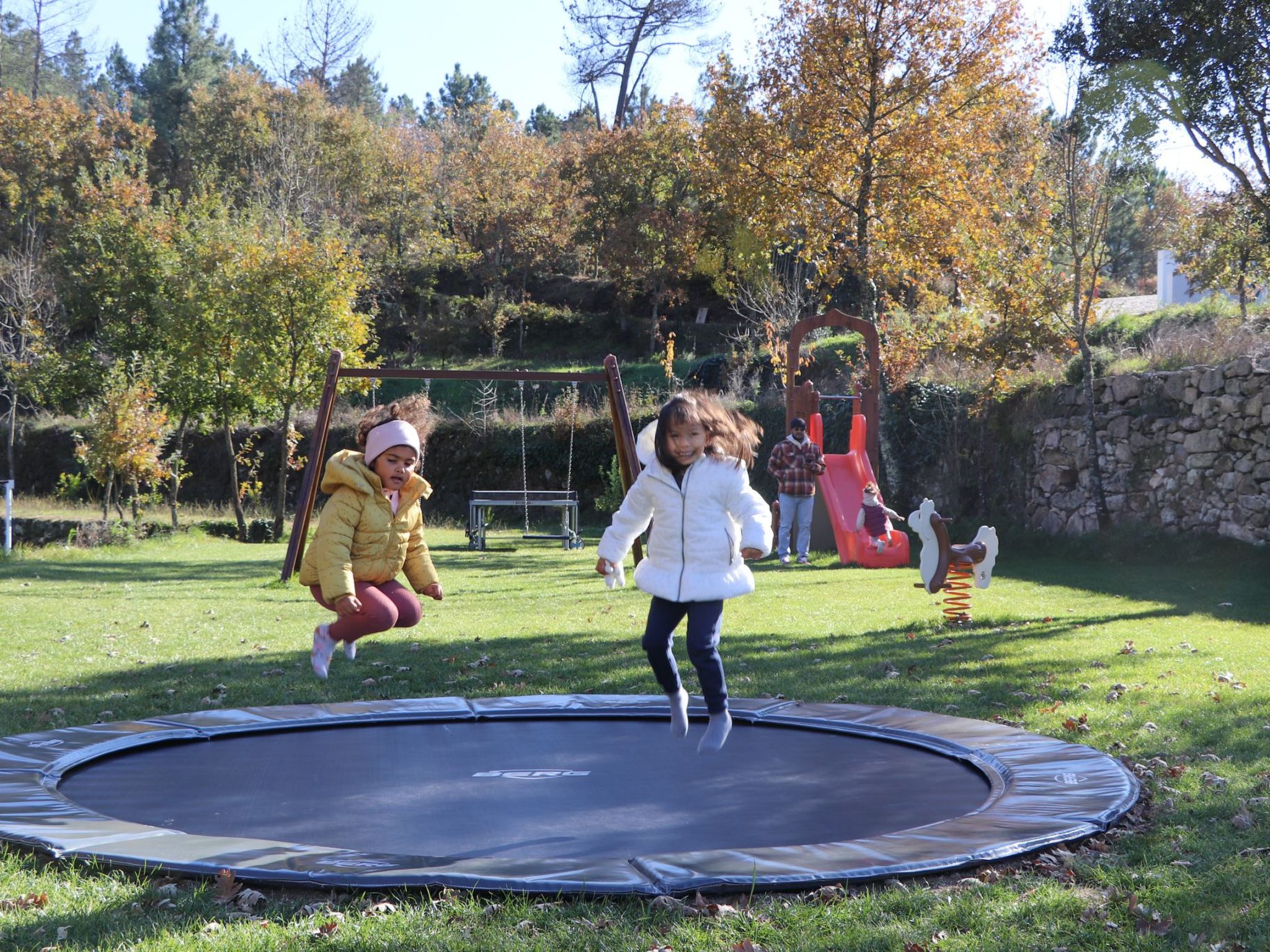 Wicket Haus - Draußen