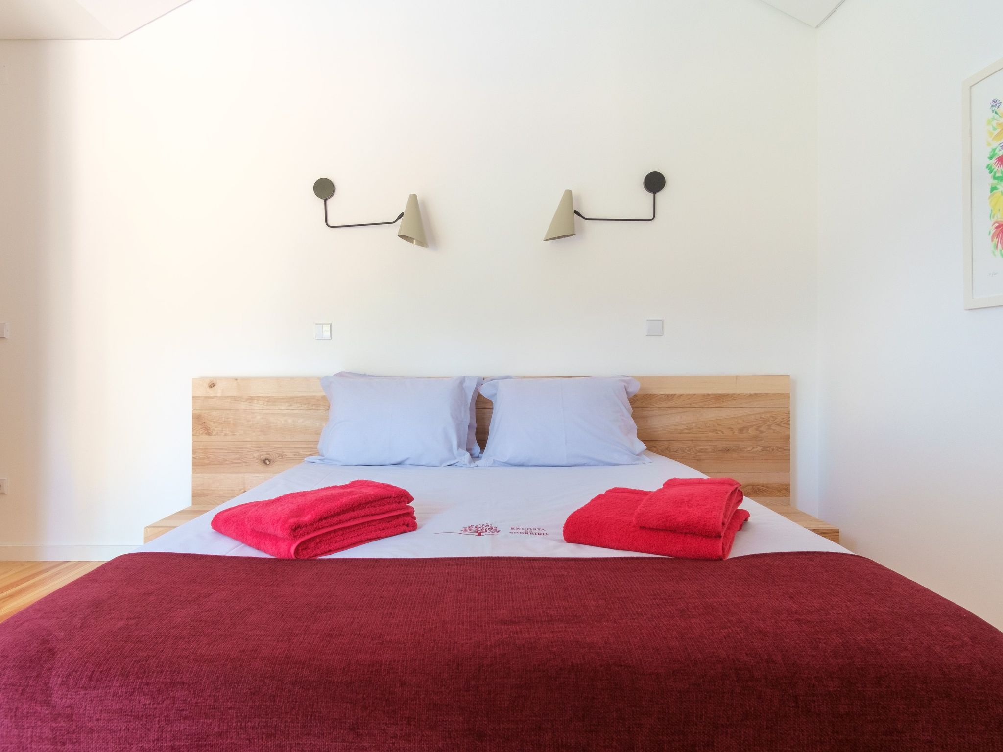 Ganzes Haus in Vila Soeiro Do Chão mit privatem Pool und Blick ins Grüne