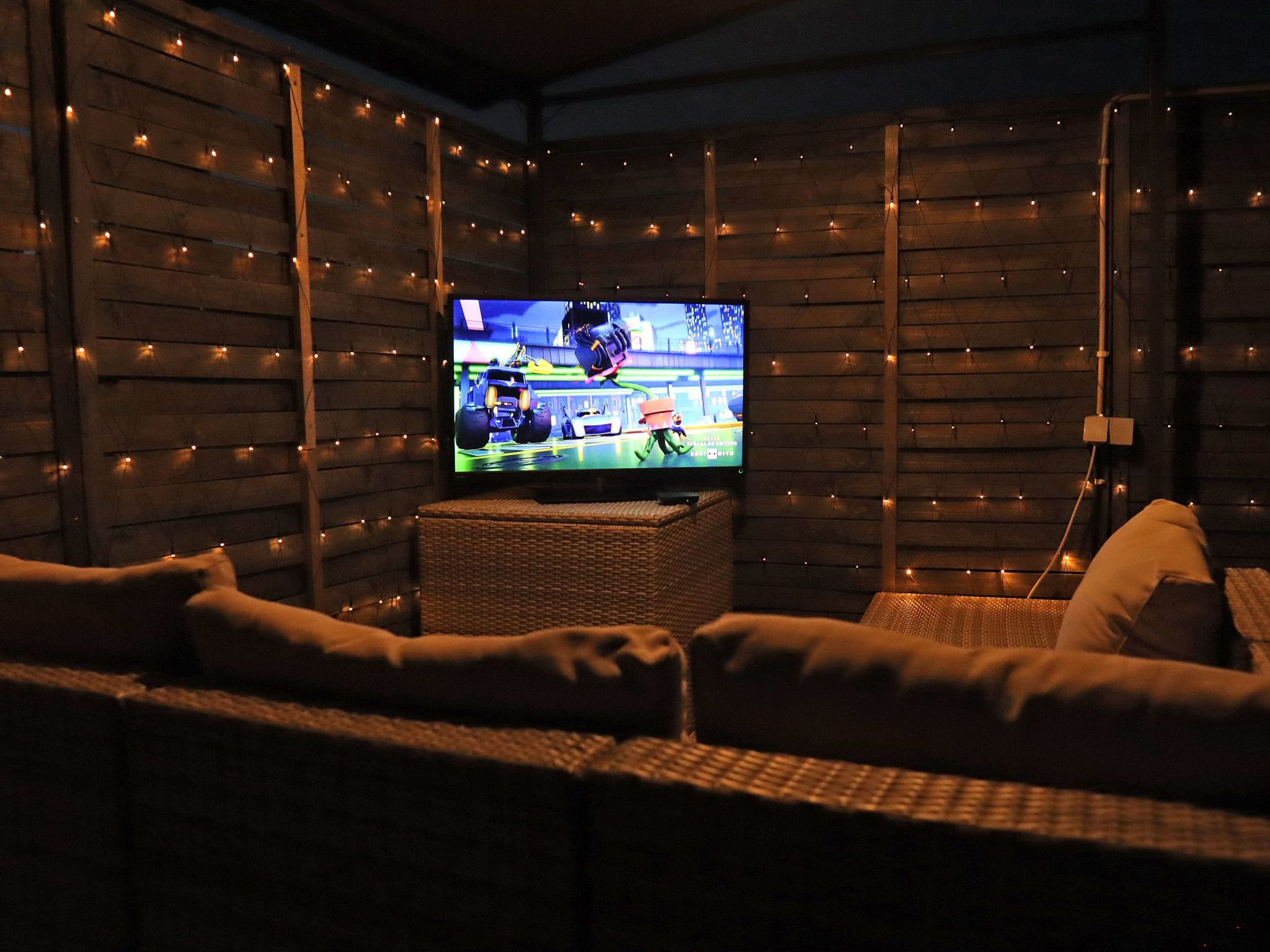 Privates, luxuriöses Glamping mit solarbeheiztem Schwimmbad Tv und Wi-Fi - Drinnen