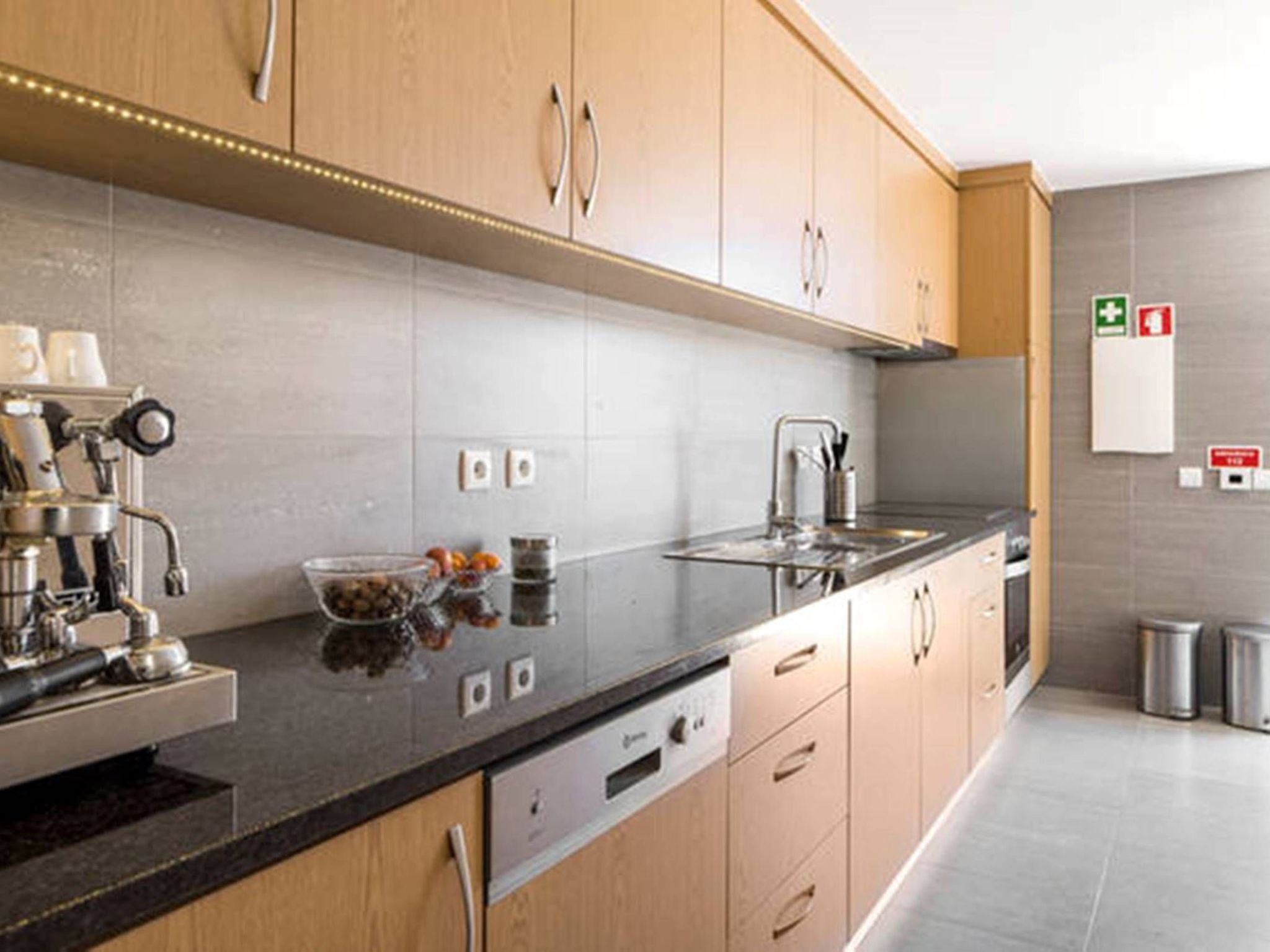 Großes renoviertes Landhaus in Tondela-Binnen