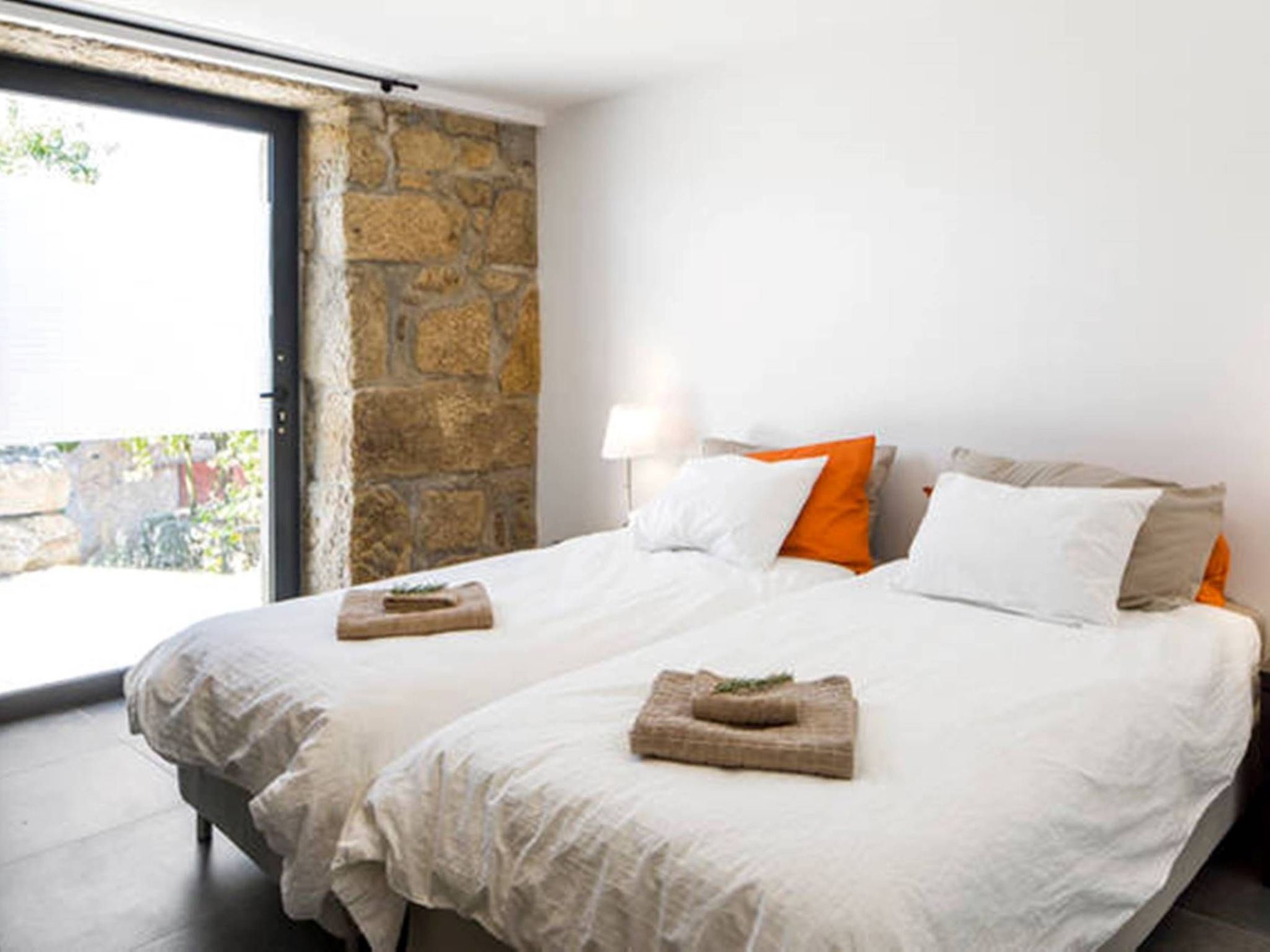 Großes renoviertes Landhaus in Tondela-Binnen